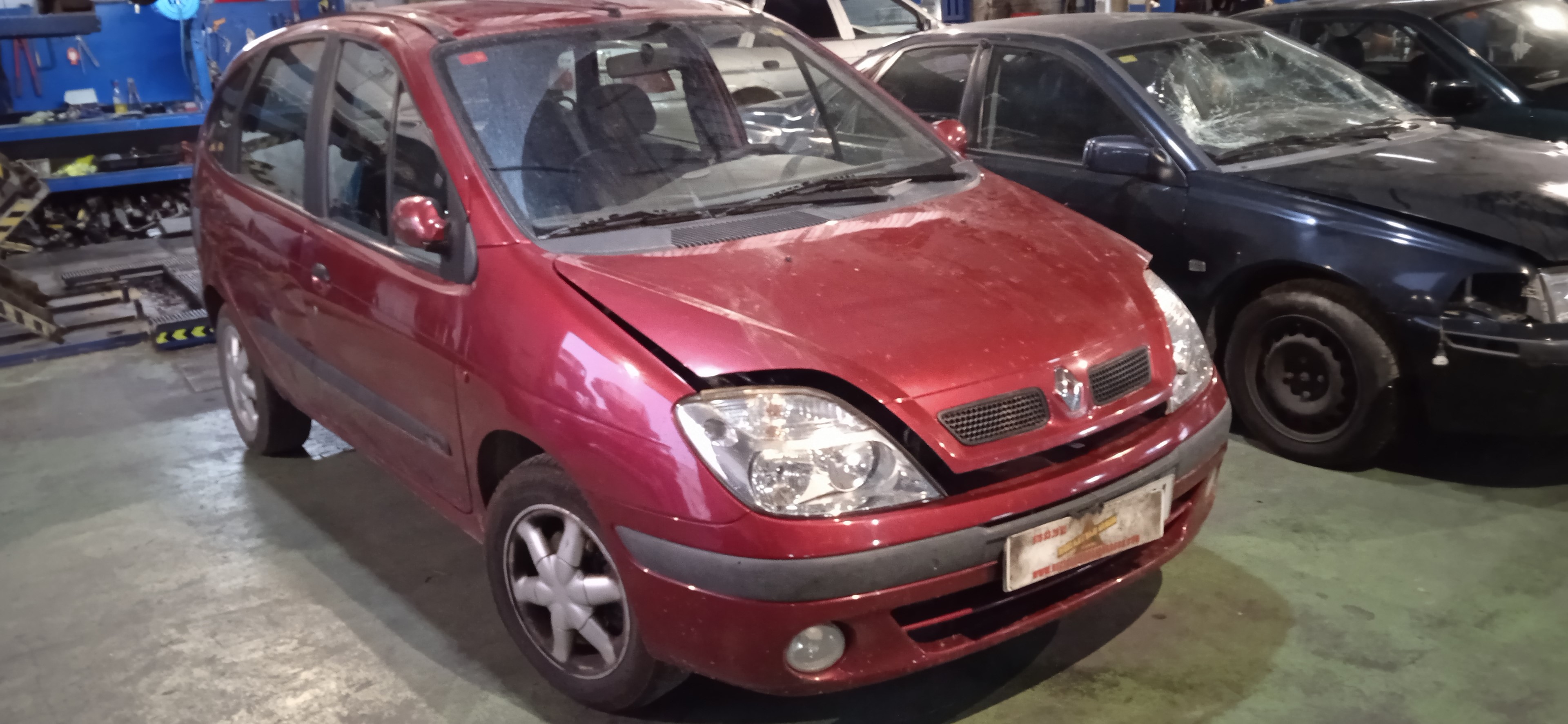 PILOTO TRASERO IZQUIERDO RENAULT SC?NIC K 4M A7