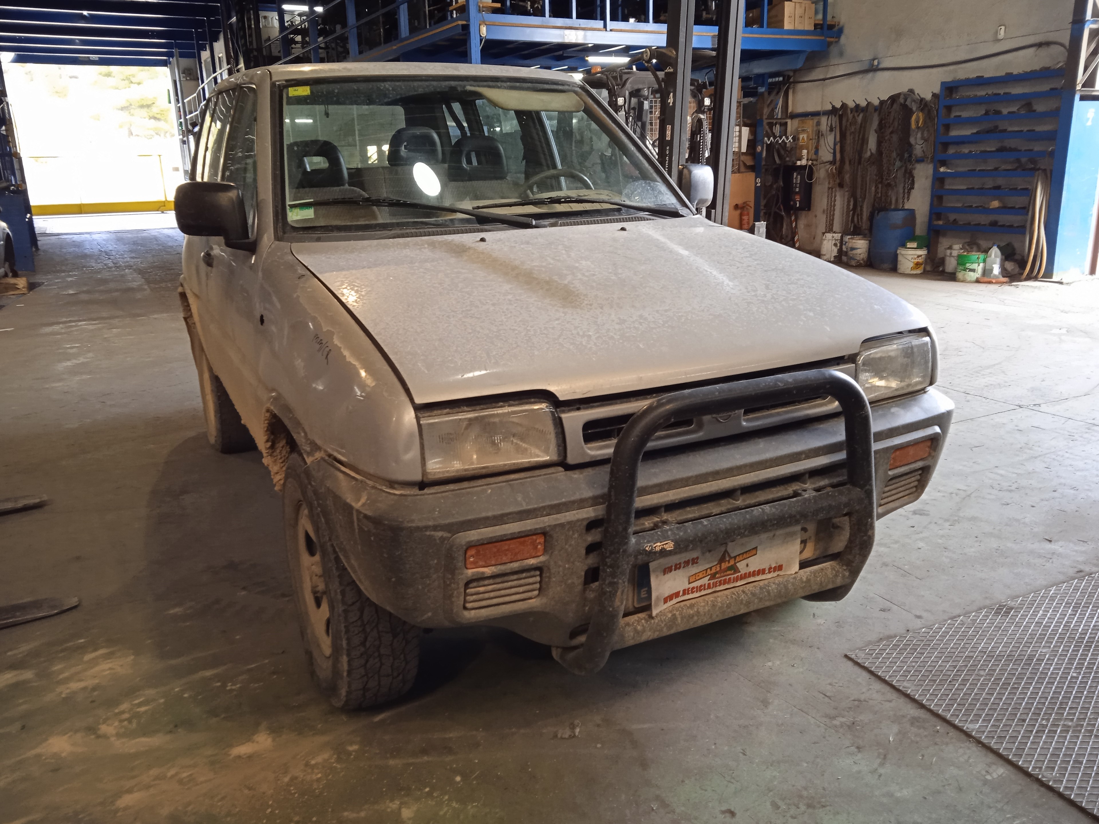 PARASOL DERECHO NISSAN TERRANO TD27T