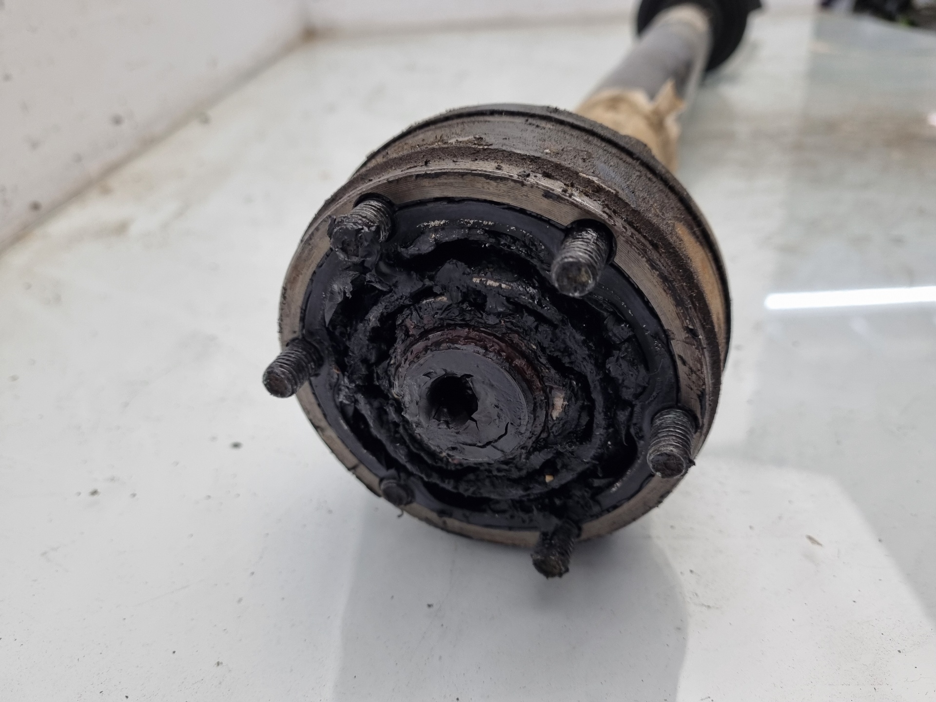 TRANSMISION DELANTERA DERECHA SEAT IBIZA BBZ