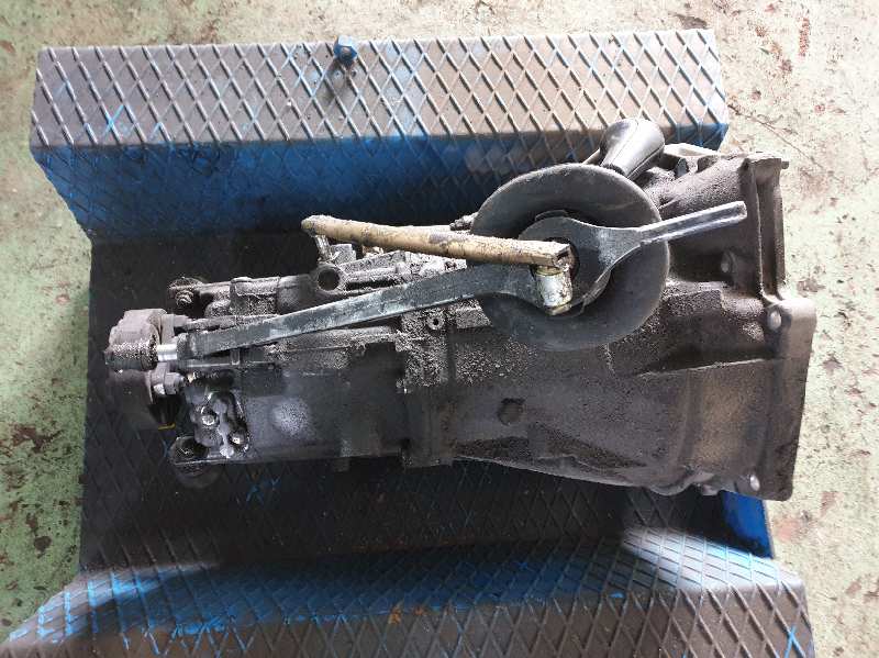 CAJA CAMBIOS BMW 3 226S1G