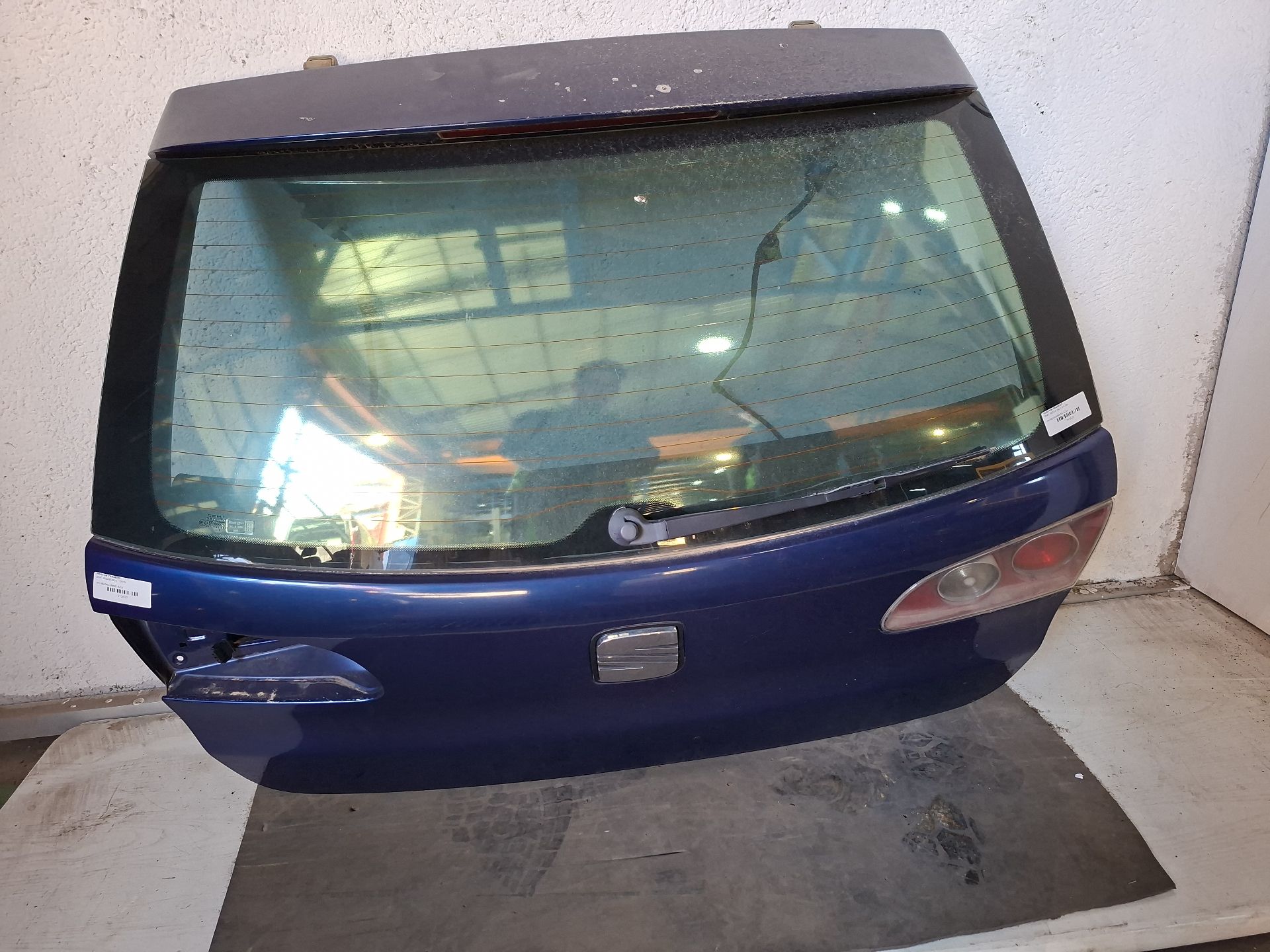 MANDO ELEVALUNAS DELANTERO DERECHO SEAT IBIZA 