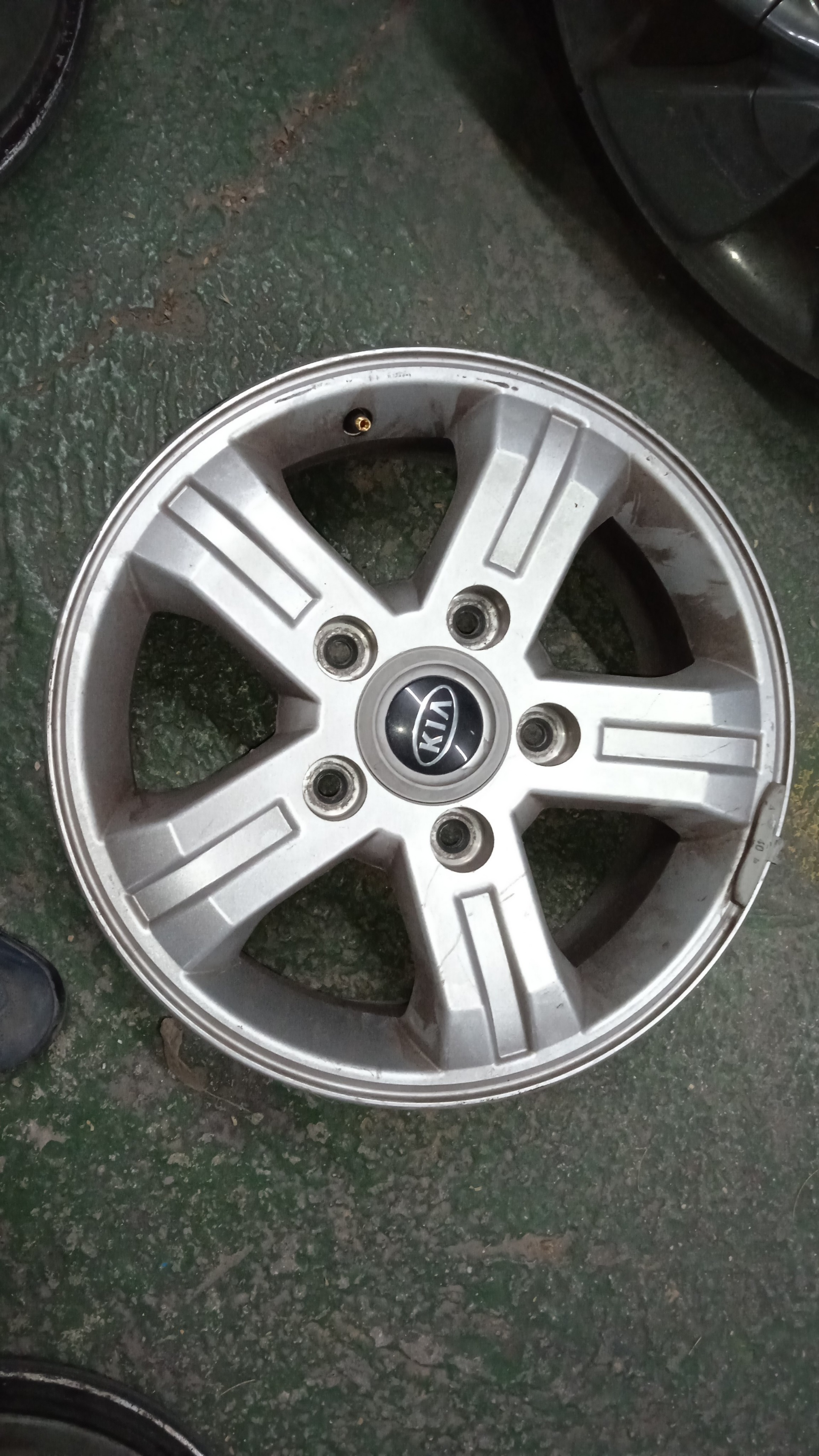 JUEGO LLANTAS KIA SORENTO D4CB