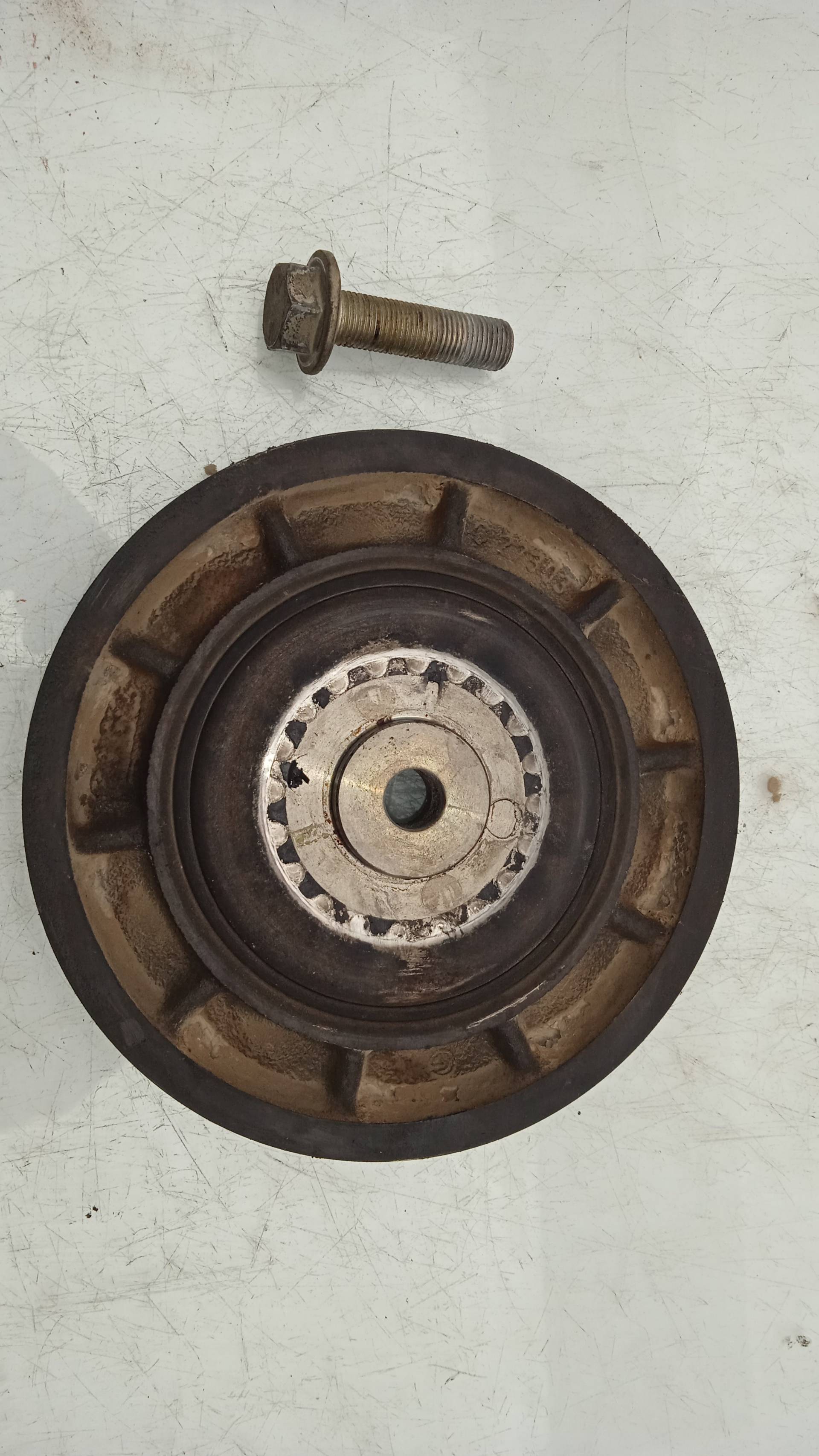 POLEA CIGUE?AL RENAULT TRAFIC F9Q U7