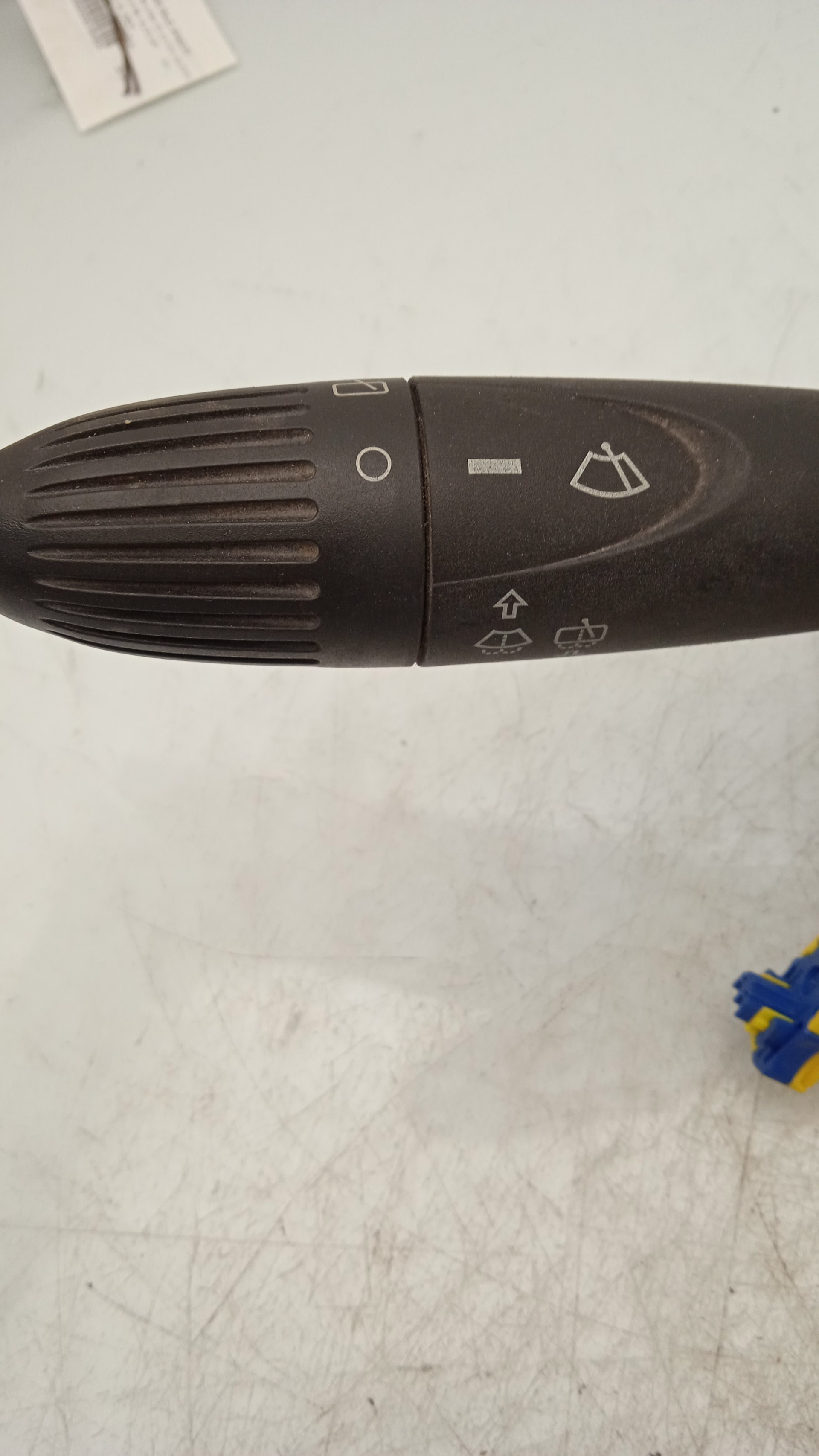 MANDO MULTIFUNCION FIAT DOBLO 223A7000