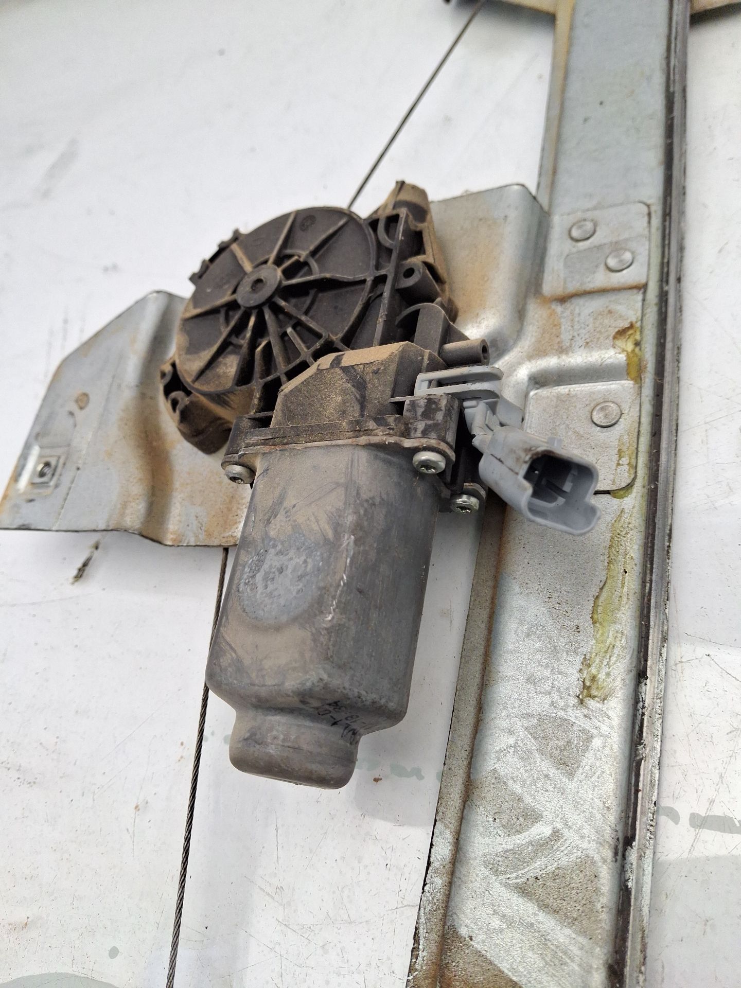 ELEVALUNAS DELANTERO IZQUIERDO CITROEN BERLINGO 