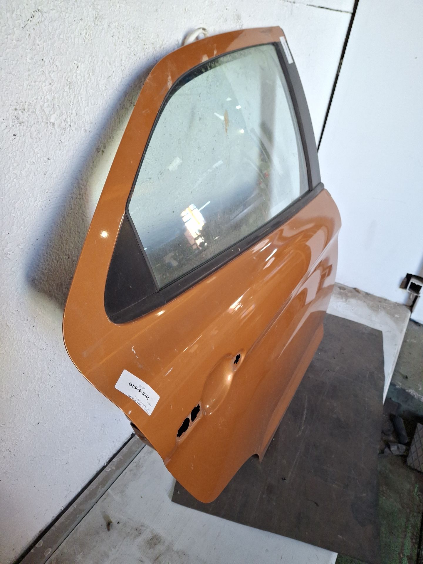 PUERTA TRASERA DERECHA FORD KA+ 