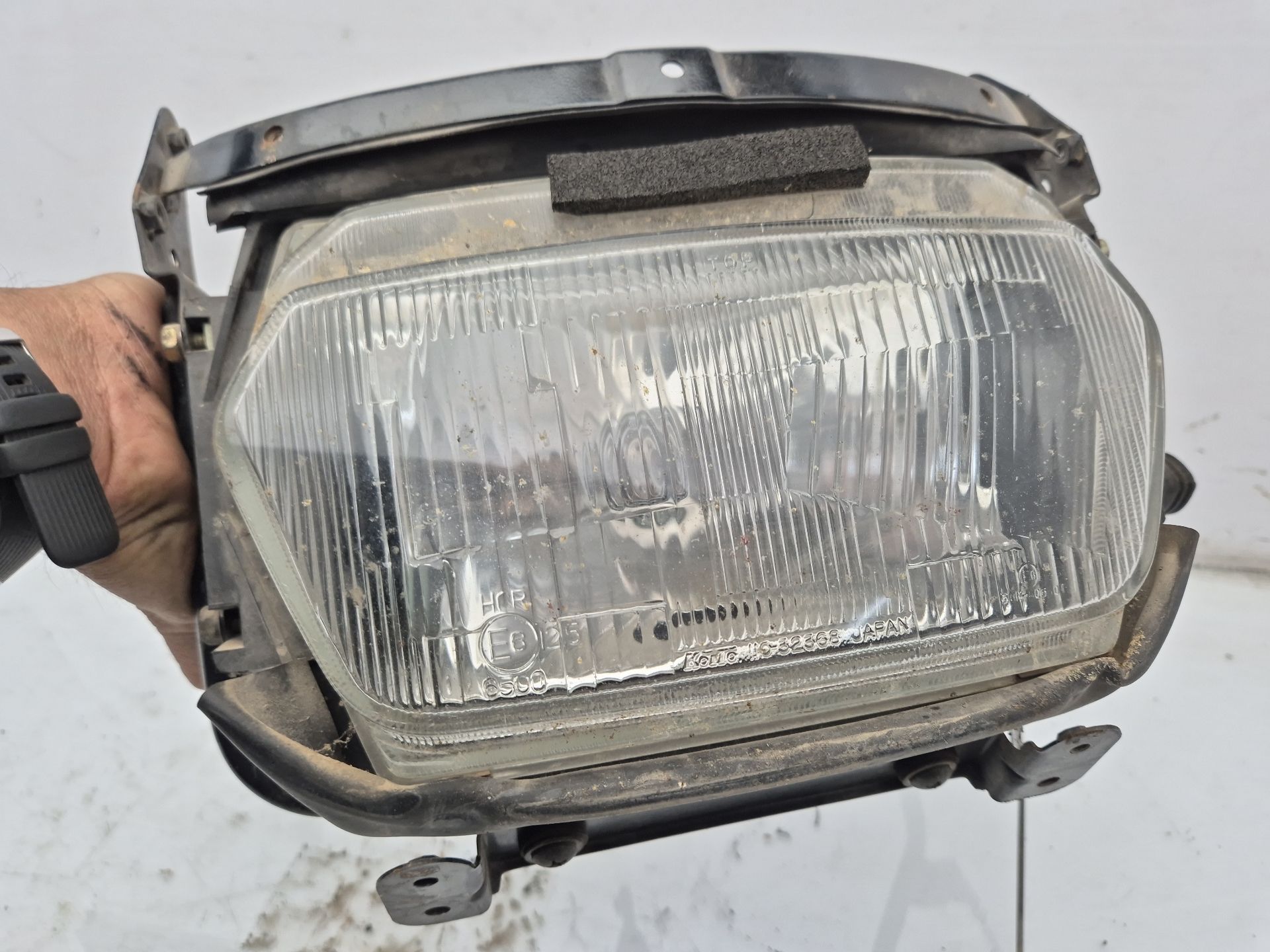 FARO DELANTERO SUZUKI GSX 