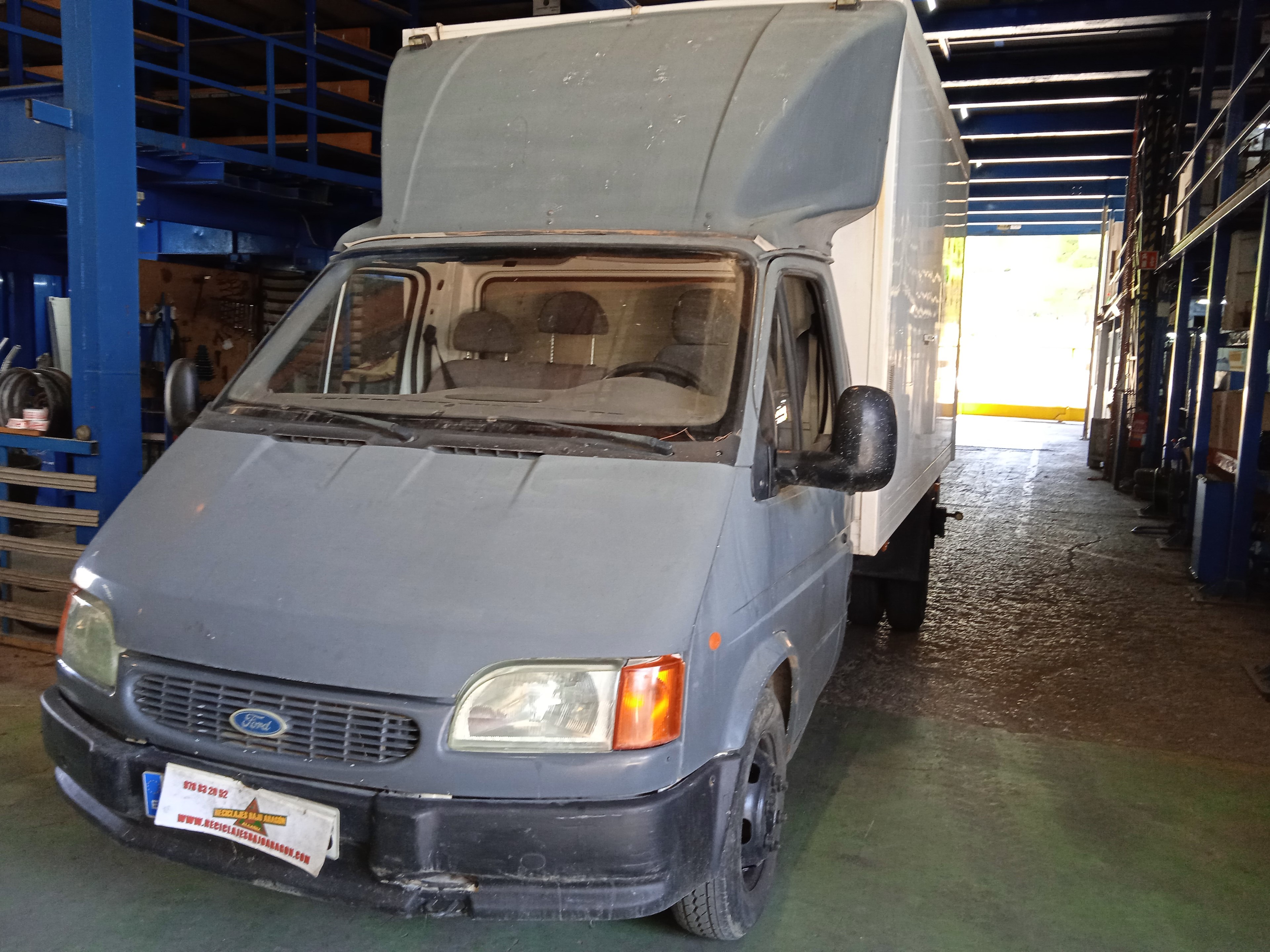 LLANTA FORD TRANSIT 4EB