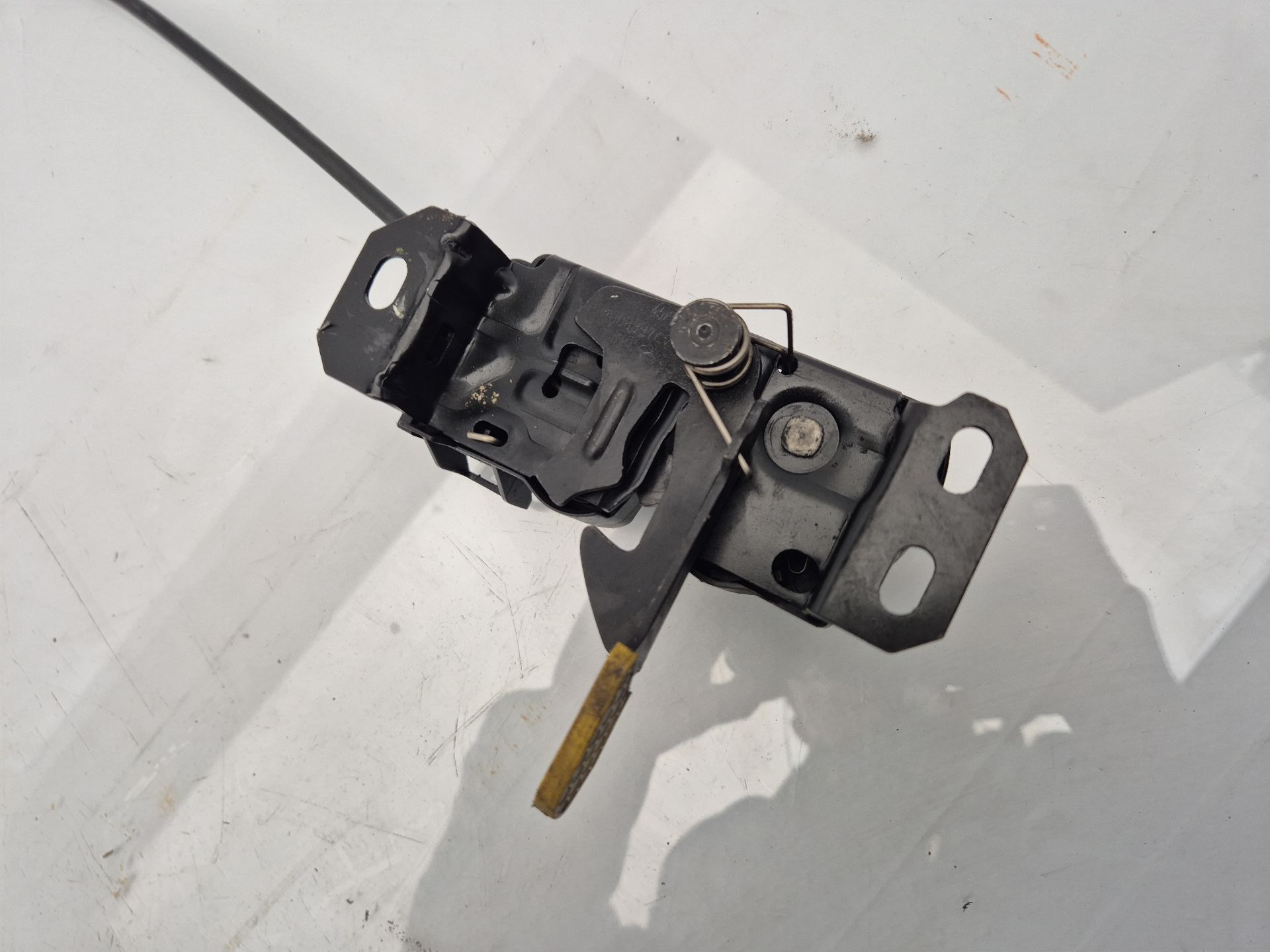 CERRADURA CAPO MERCEDES-BENZ CLASE GLA 