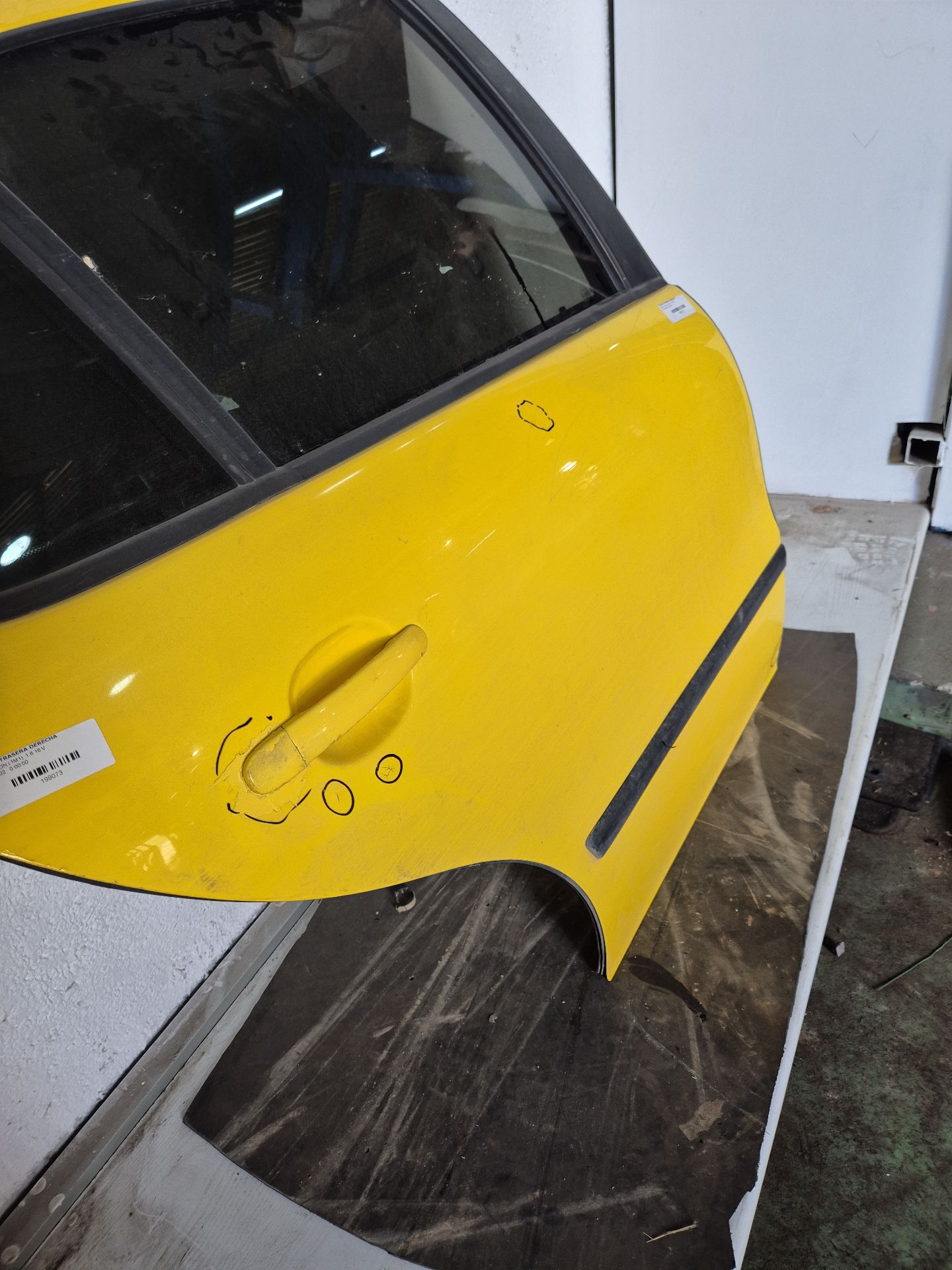 PUERTA TRASERA DERECHA SEAT LEON 