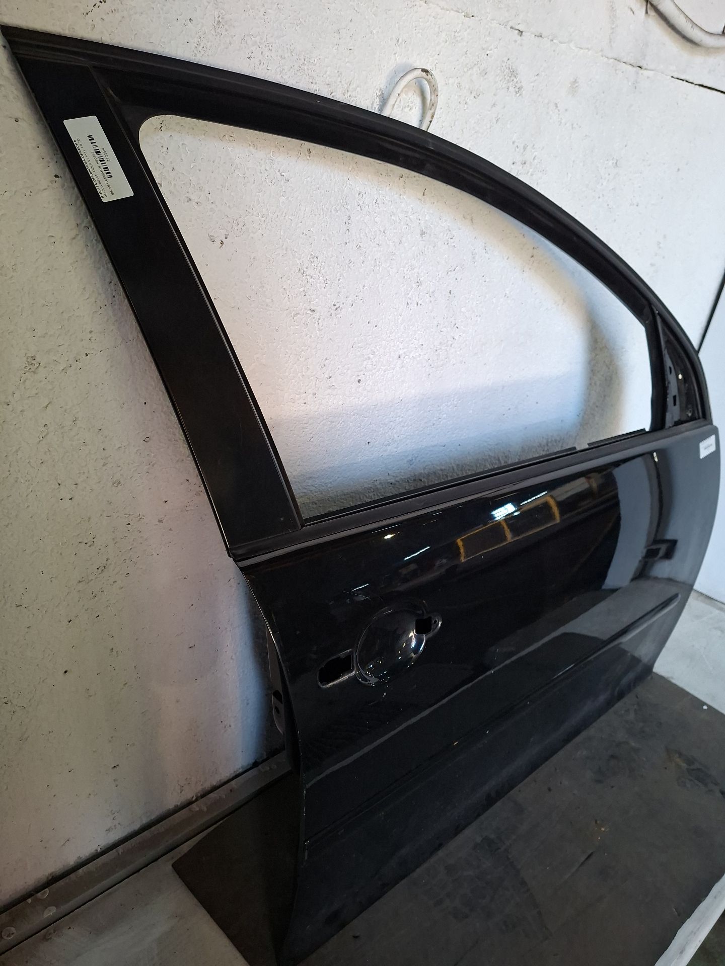PUERTA DELANTERA DERECHA VOLKSWAGEN GOLF 