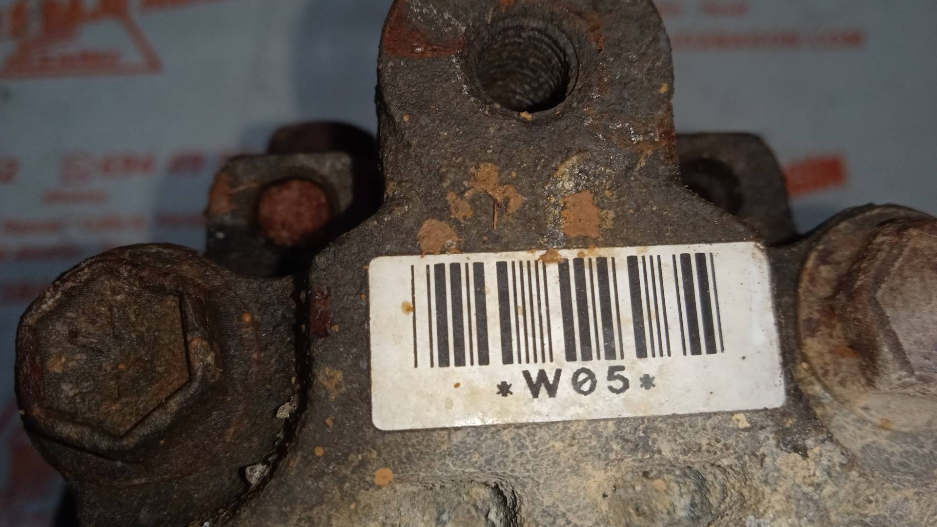 BOMBA DIRECCION CHRYSLER VOYAGER ENR