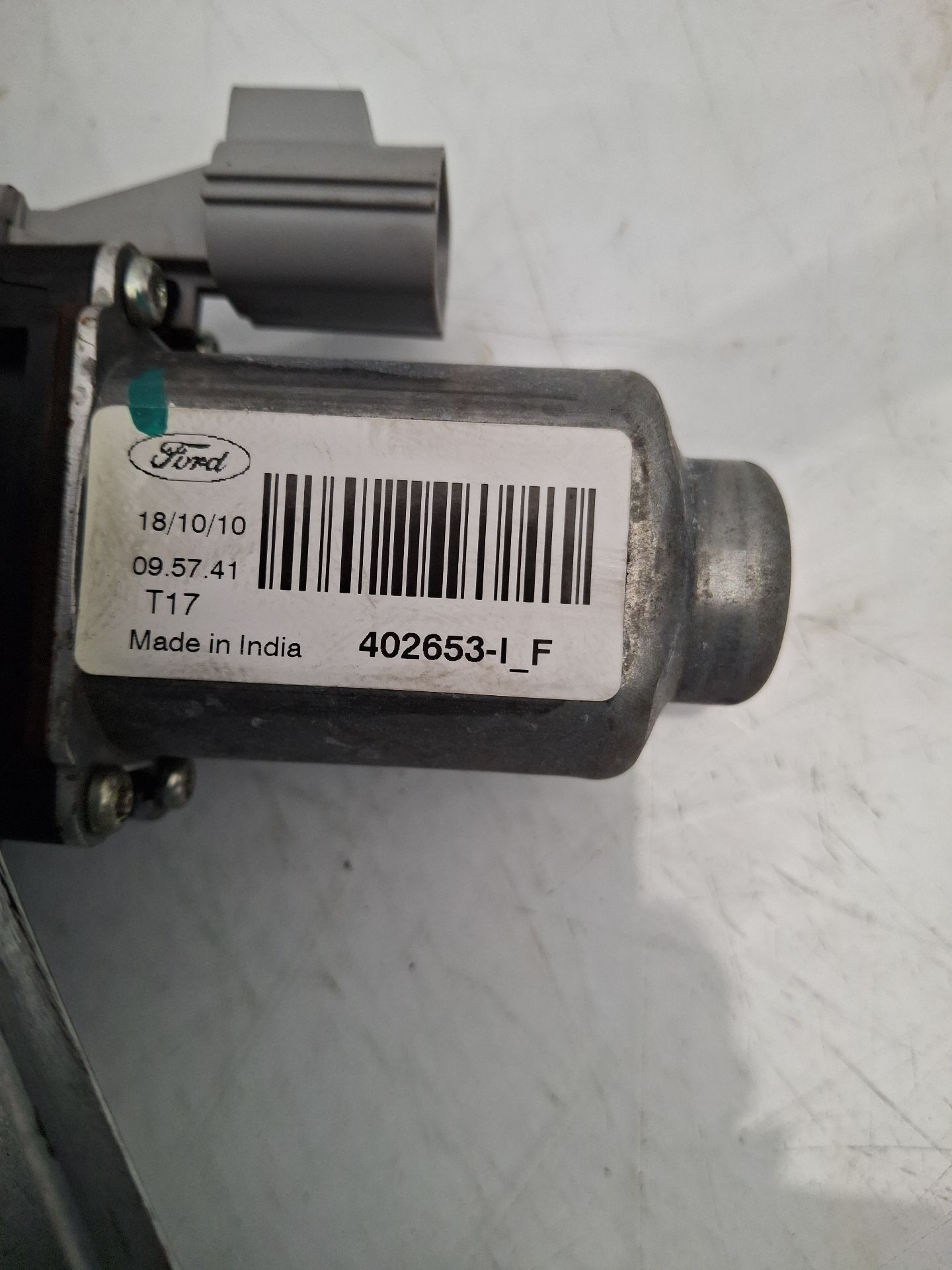 ELEVALUNAS DELANTERO DERECHO FORD KA+ 
