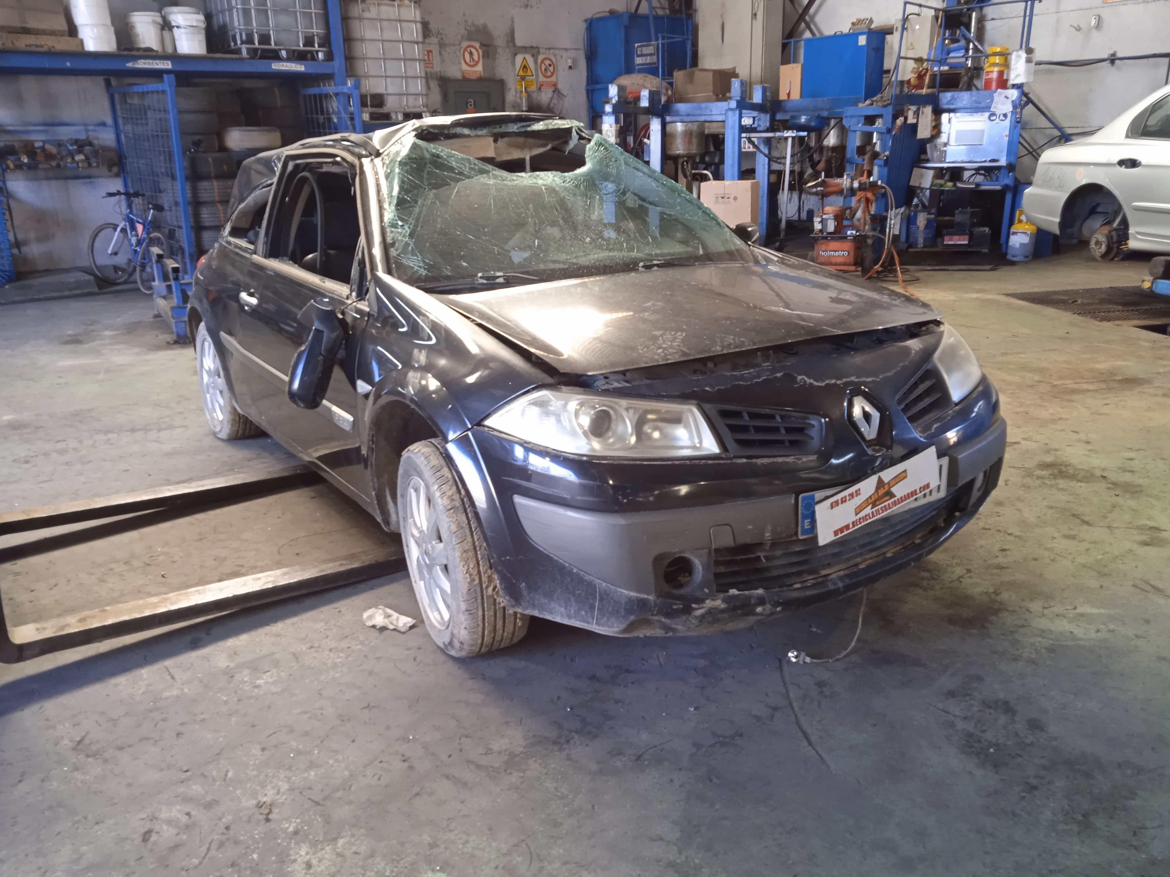 ELEVALUNAS DELANTERO IZQUIERDO RENAULT MEGANE F9Q E8