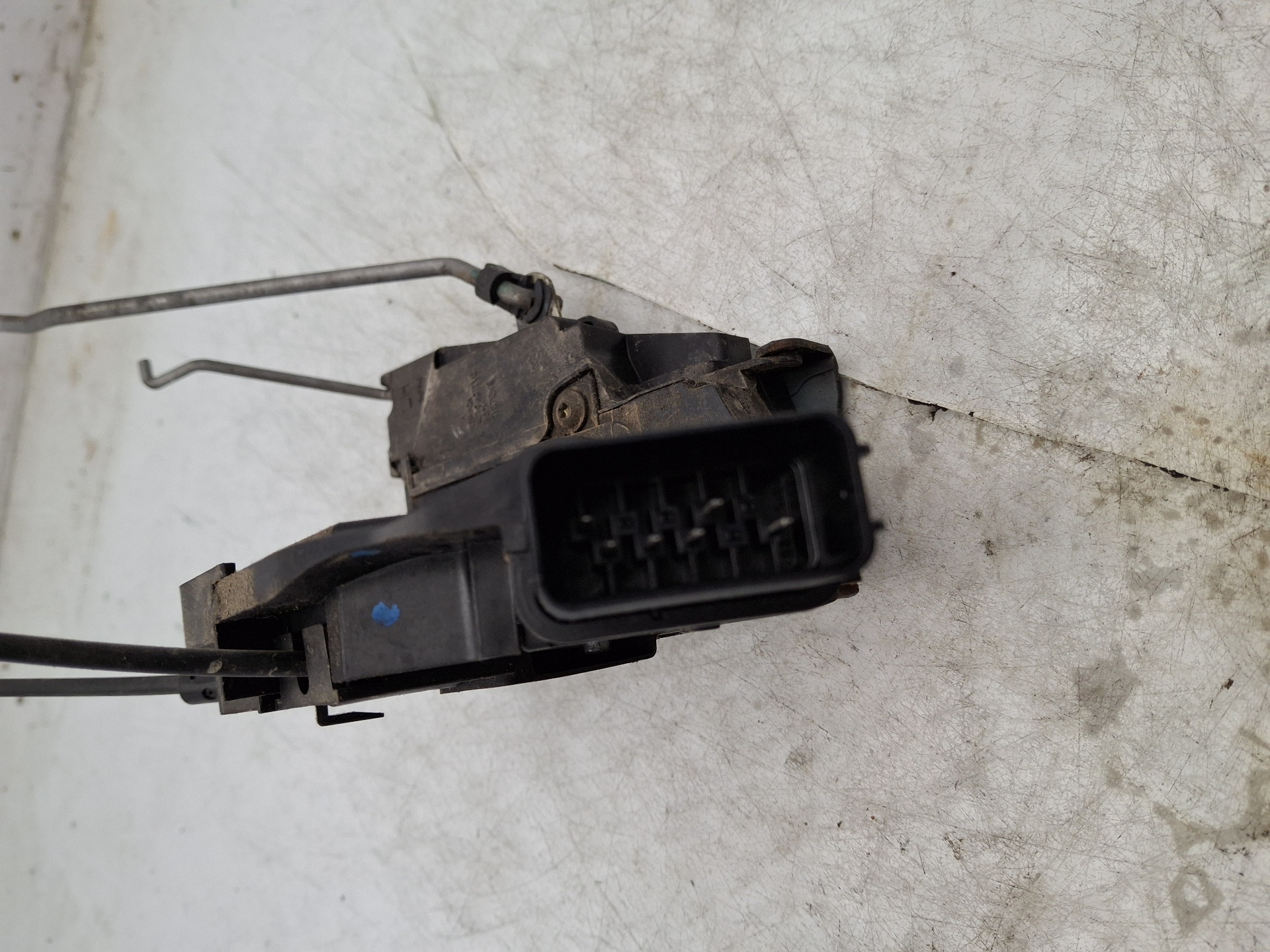 CERRADURA PUERTA DELANTERA IZQUIERDA MAZDA 3 ZJ