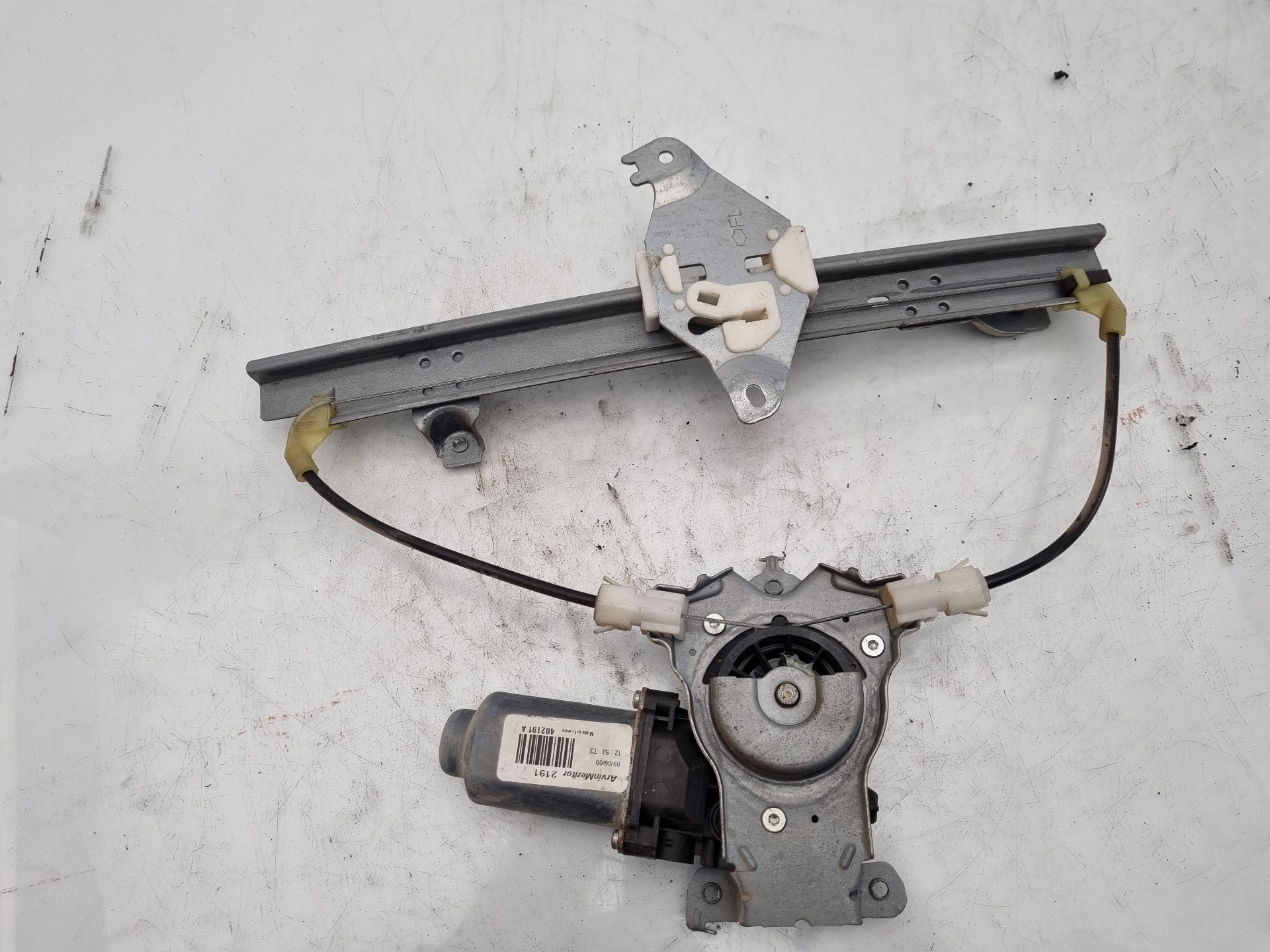 ELEVALUNAS TRASERO IZQUIERDO NISSAN QASHQAI M9R