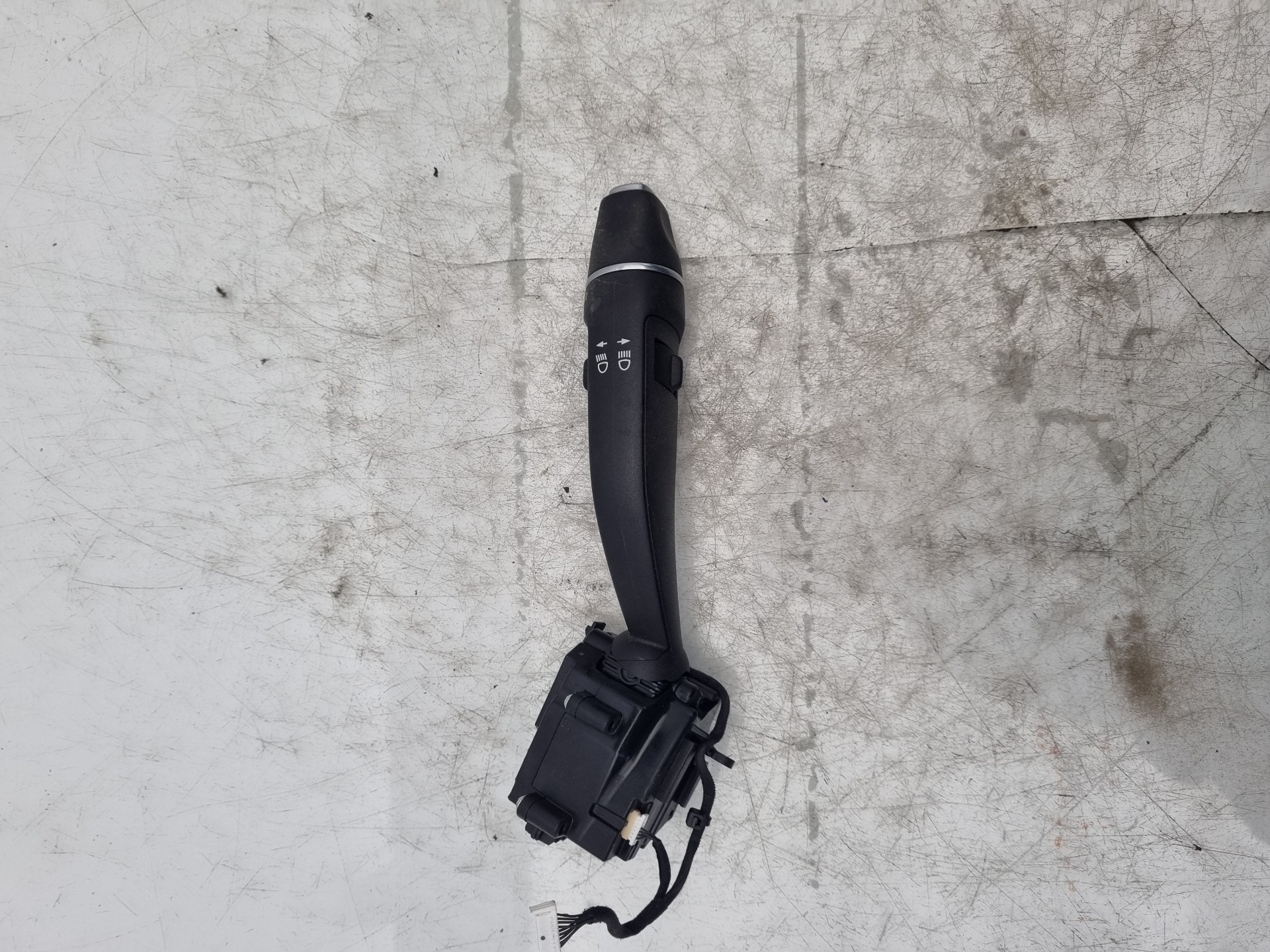 MANDO LIMPIA INFINITI Q30 270910