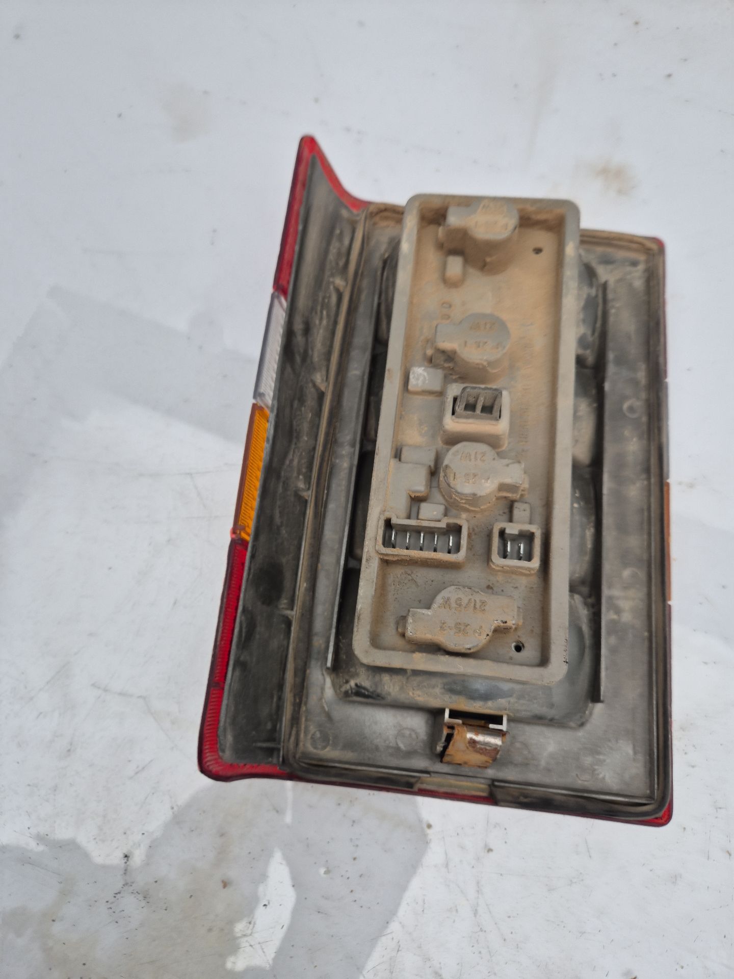 PILOTO TRASERO IZQUIERDO CITROEN C15 