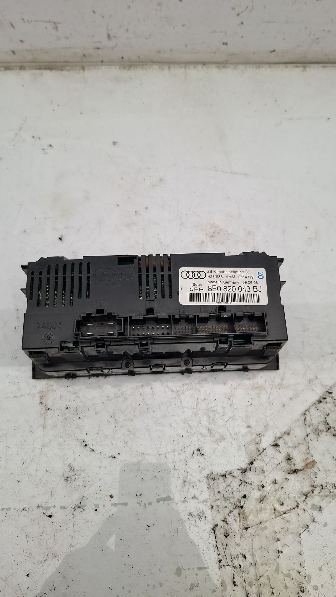 MANDO CLIMATIZADOR AUDI A4 