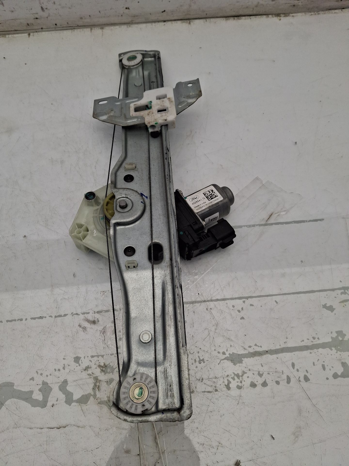 ELEVALUNAS DELANTERO IZQUIERDO FORD KA+ 