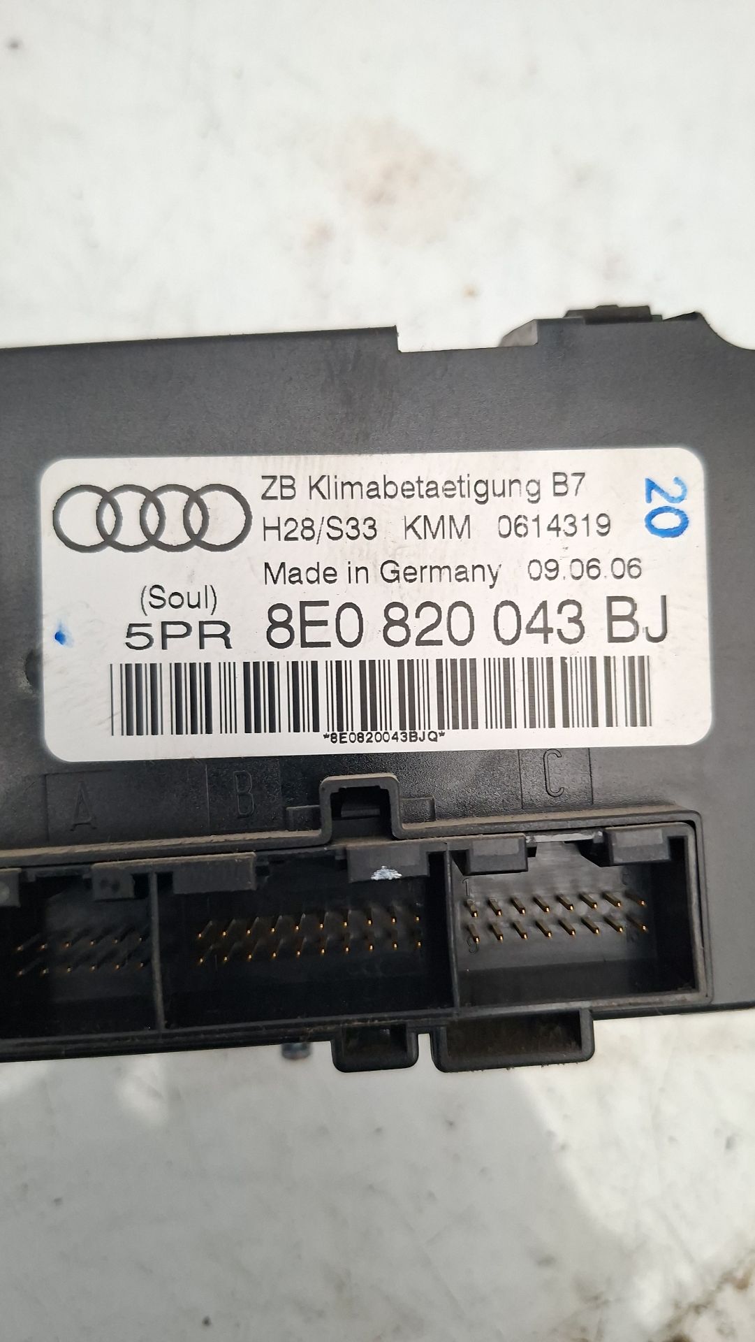 MANDO CLIMATIZADOR AUDI A4 