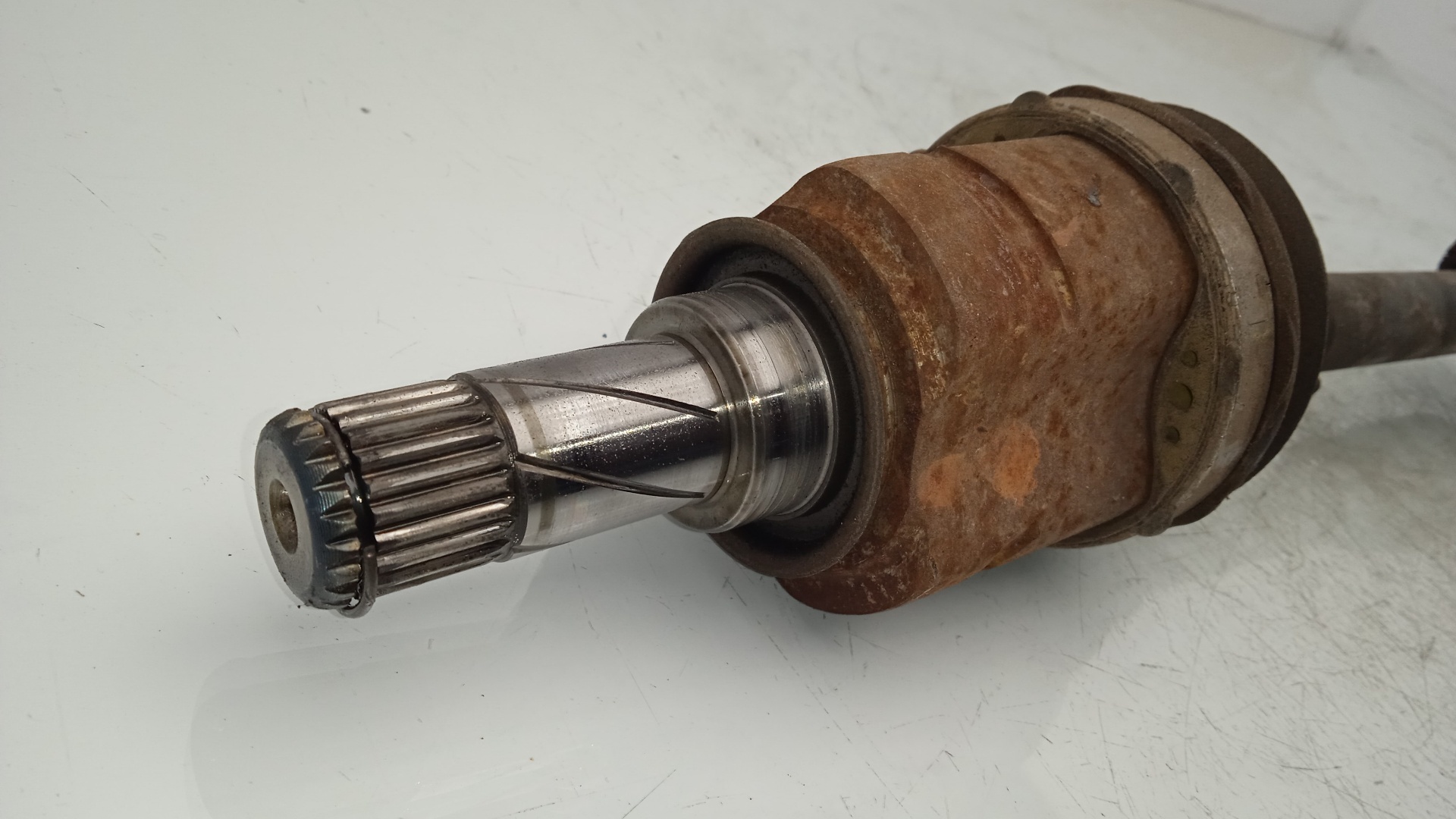 TRANSMISION DELANTERA DERECHA OPEL CORSA A13DTC