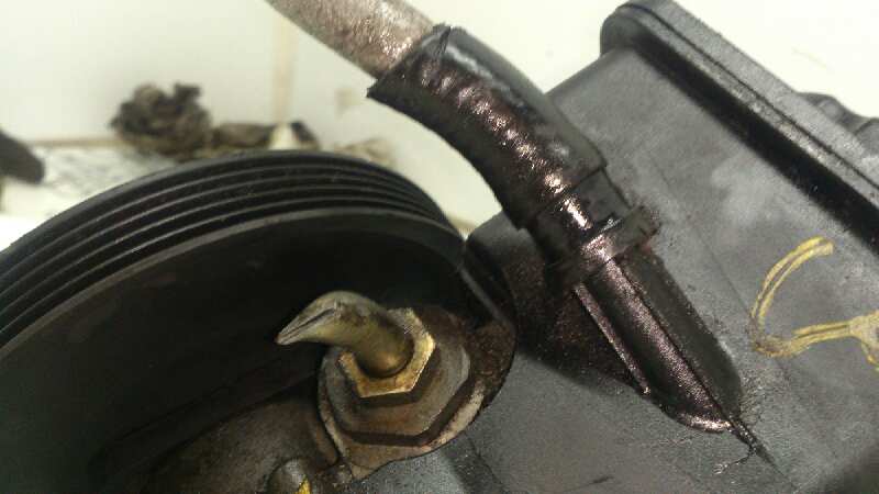 BOMBA DIRECCION BMW 3 M47204D1