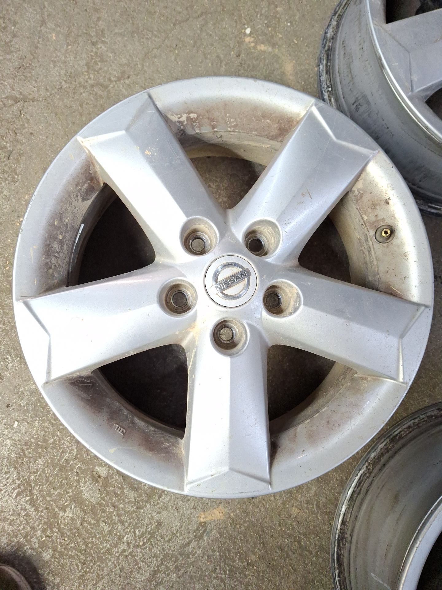 JUEGO LLANTAS NISSAN X-TRAIL 