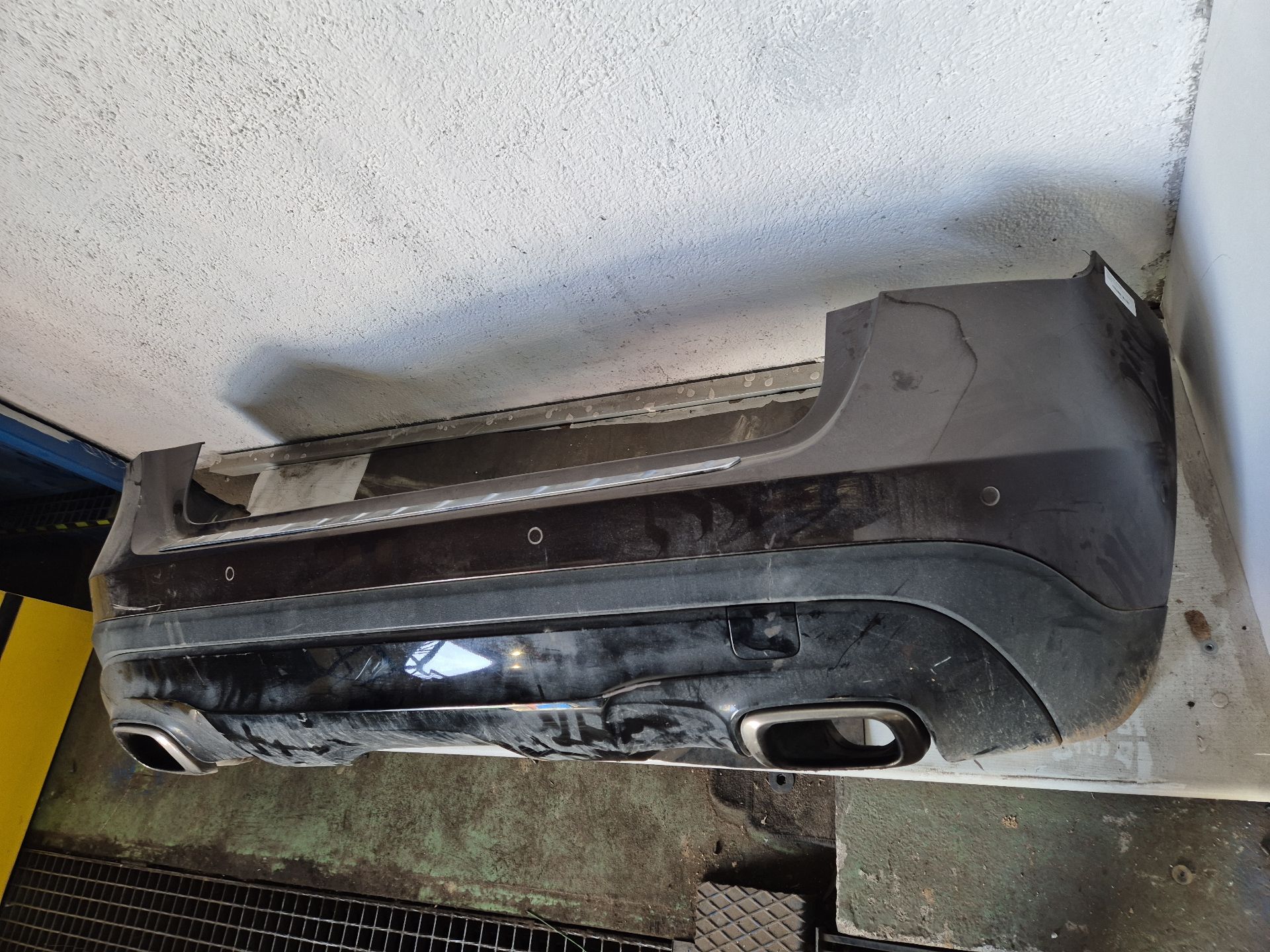 PARAGOLPES TRASERO MERCEDES-BENZ CLASE GLA 