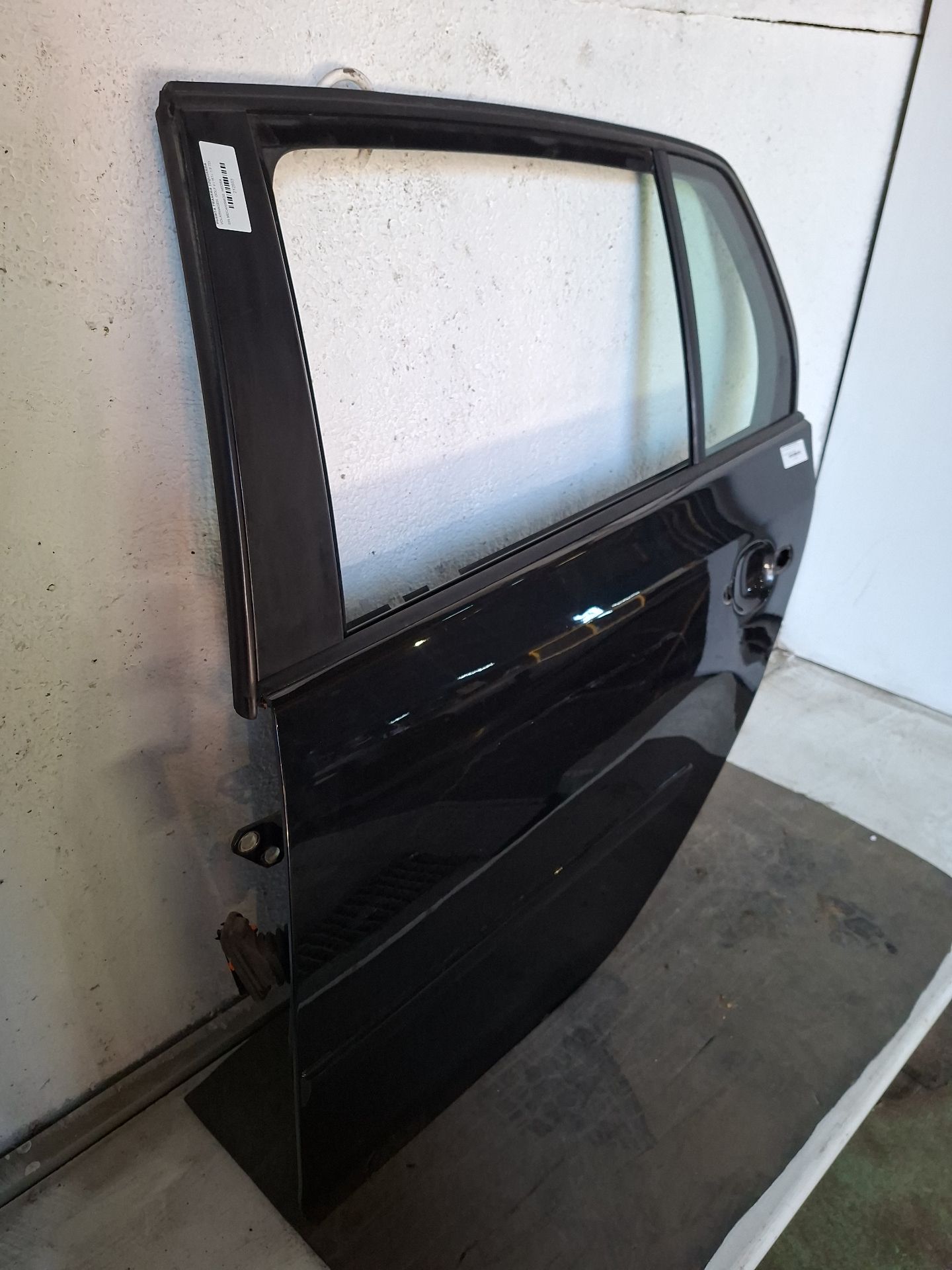 PUERTA TRASERA IZQUIERDA VOLKSWAGEN GOLF 