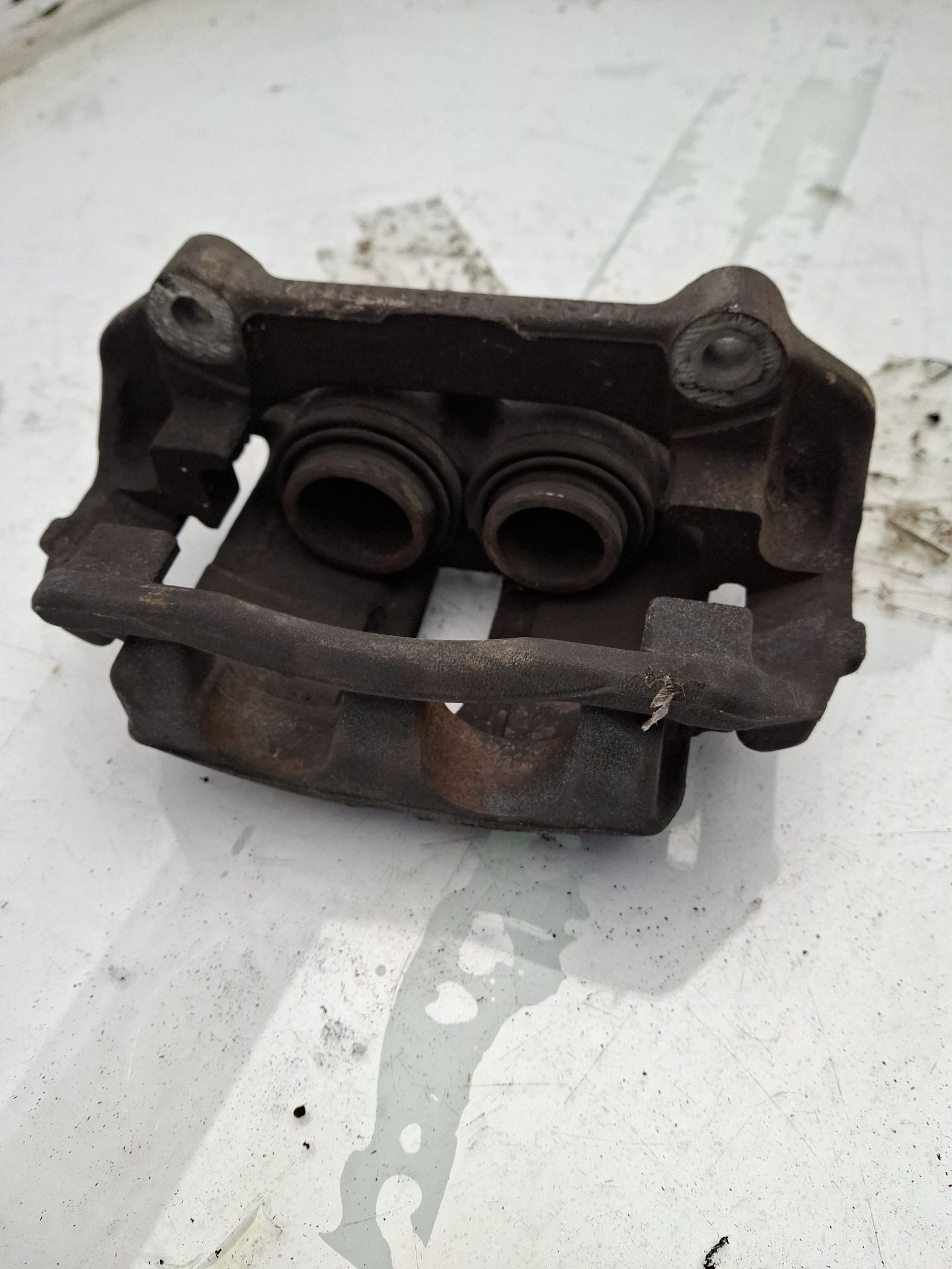 PINZA FRENO DELANTERA DERECHA RENAULT TRAFIC 