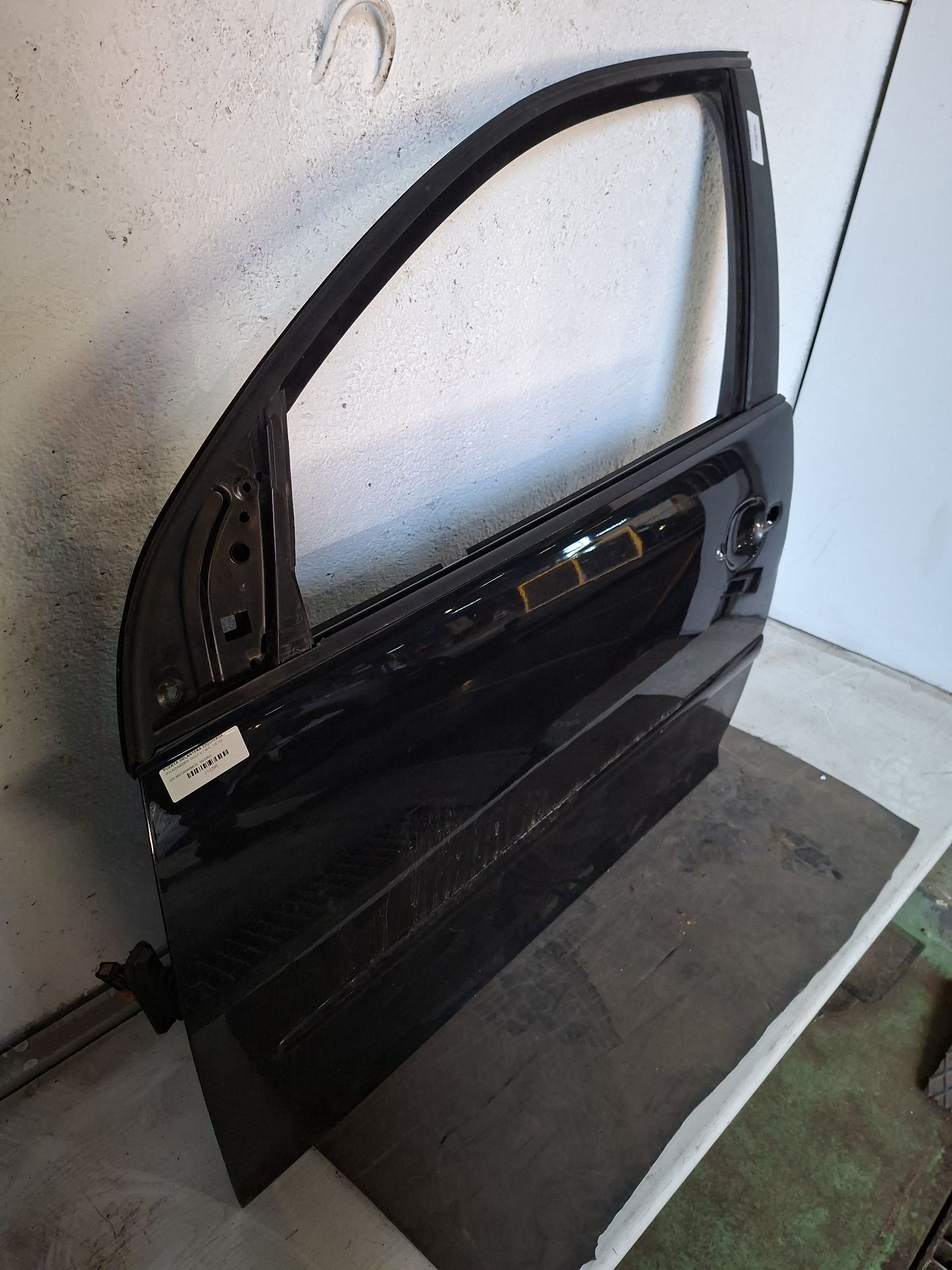 PUERTA DELANTERA IZQUIERDA VOLKSWAGEN GOLF 