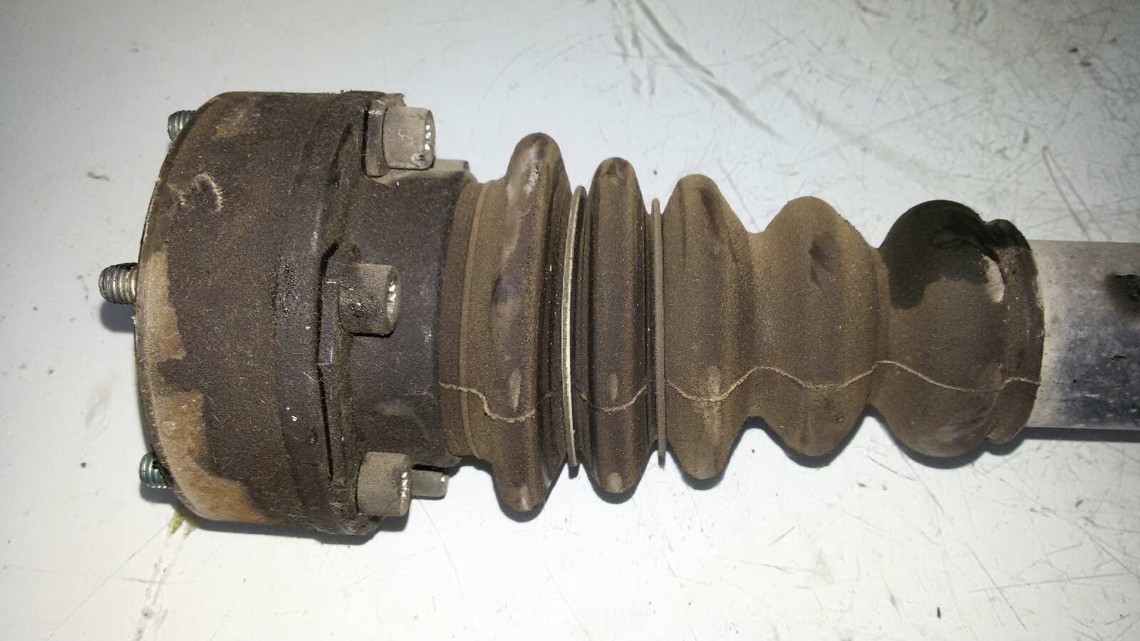 TRANSMISION DELANTERA DERECHA SEAT IBIZA ALH