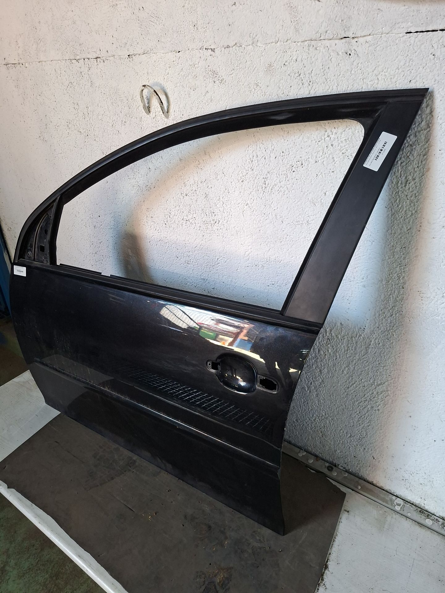 PUERTA DELANTERA IZQUIERDA VOLKSWAGEN GOLF 