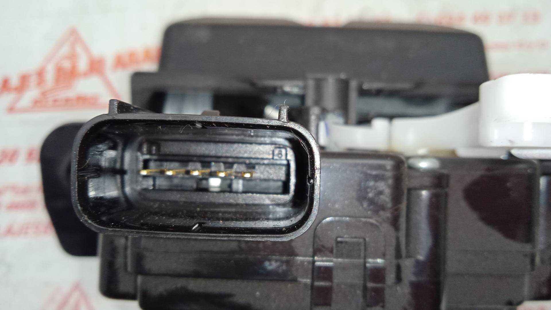 CERRADURA MALETERO / PORTON HYUNDAI TUCSON F5D61/D72ZZ1