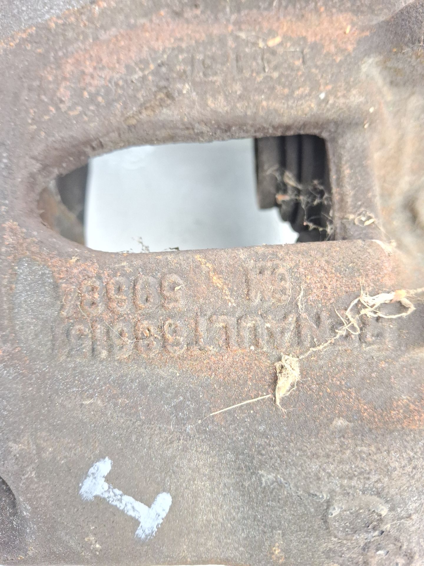 PINZA FRENO DELANTERA IZQUIERDA RENAULT TRAFIC 