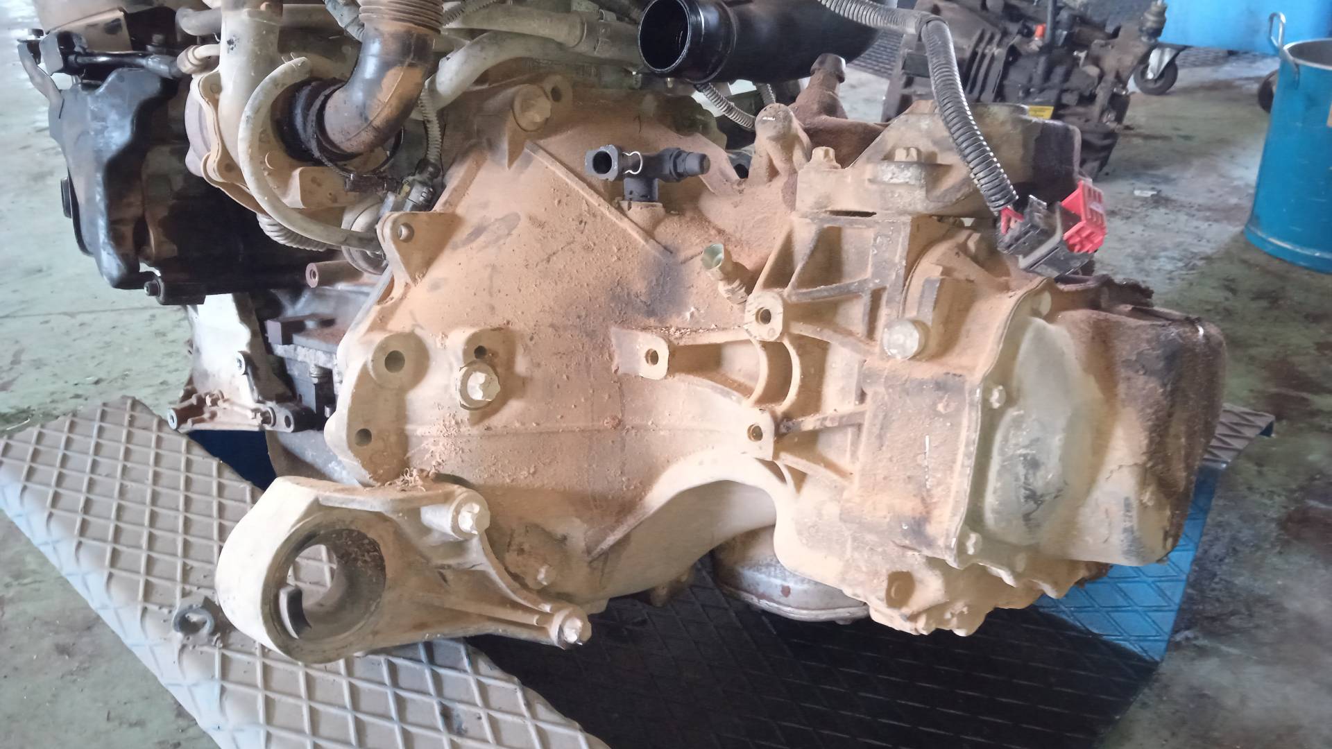 CAJA CAMBIOS OPEL CORSA Z13DT