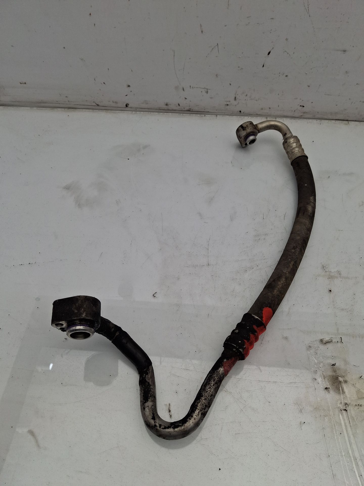 TAPA EXTERIOR COMBUSTIBLE VOLKSWAGEN PASSAT 