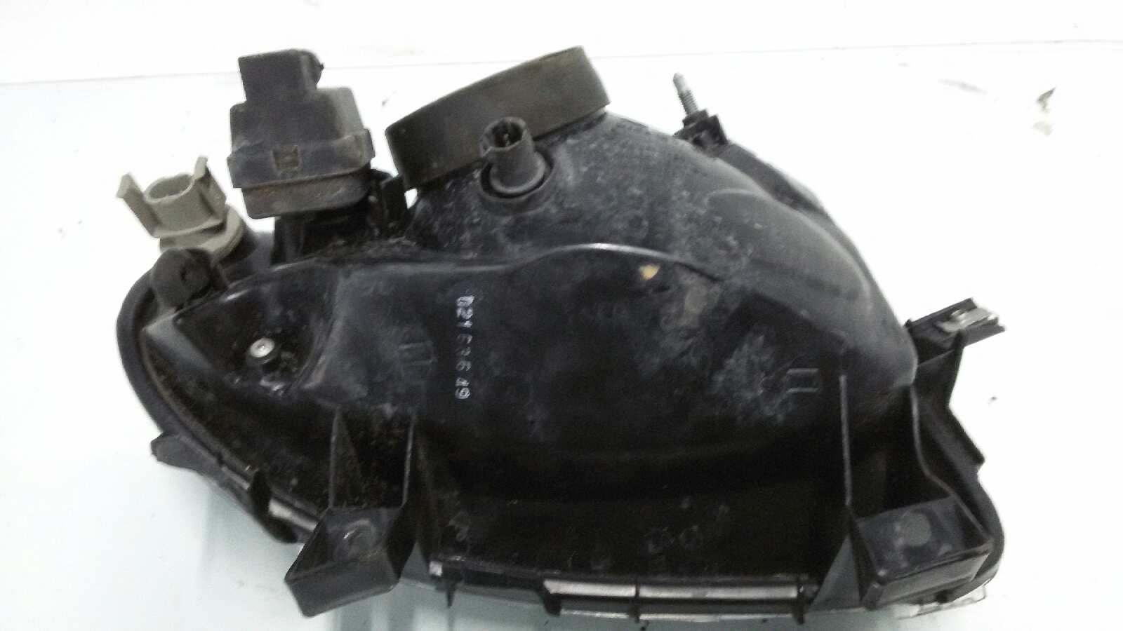 FARO IZQUIERDO RENAULT CLIO E7J