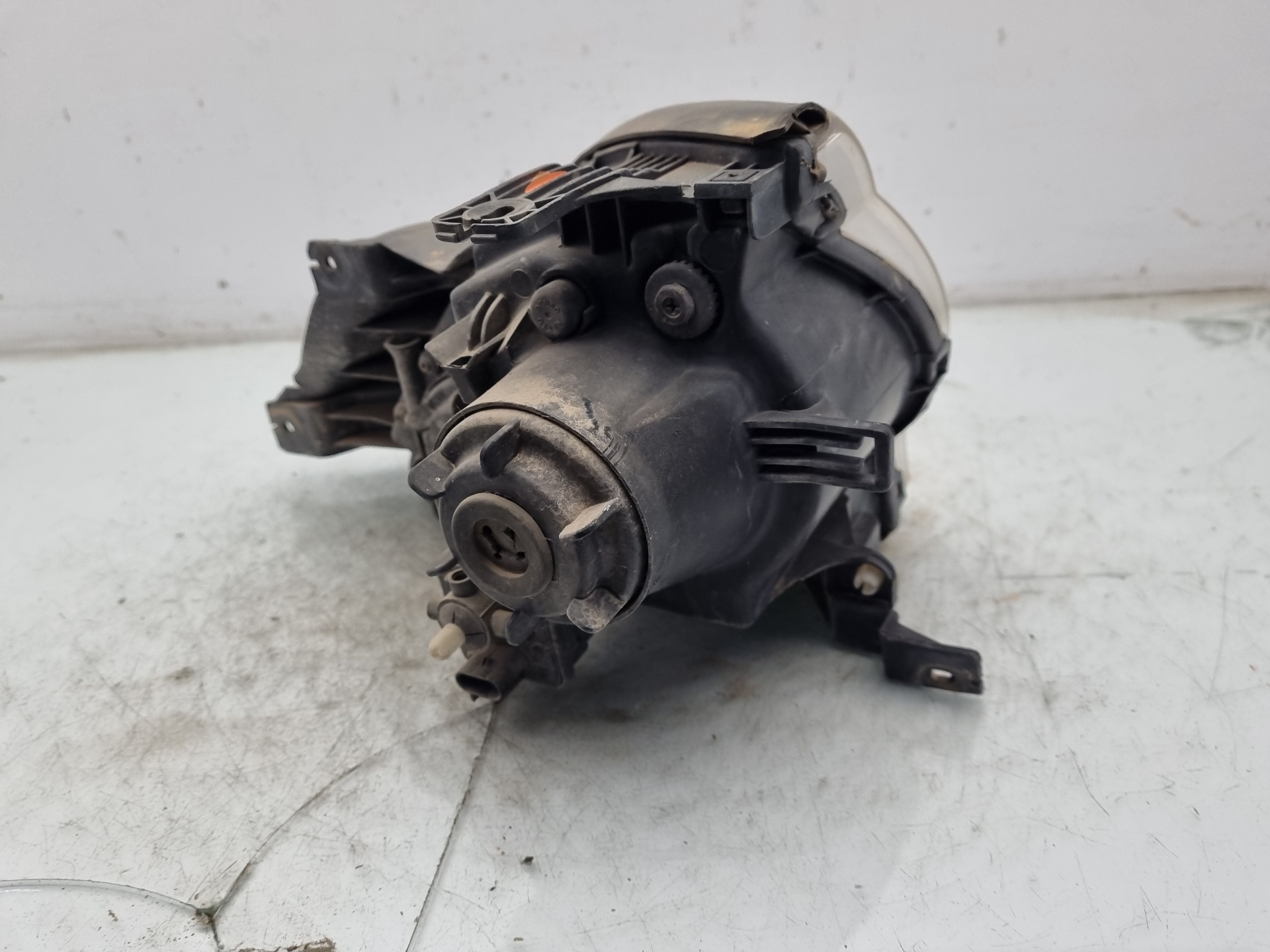 FARO DERECHO HYUNDAI TERRACAN J3