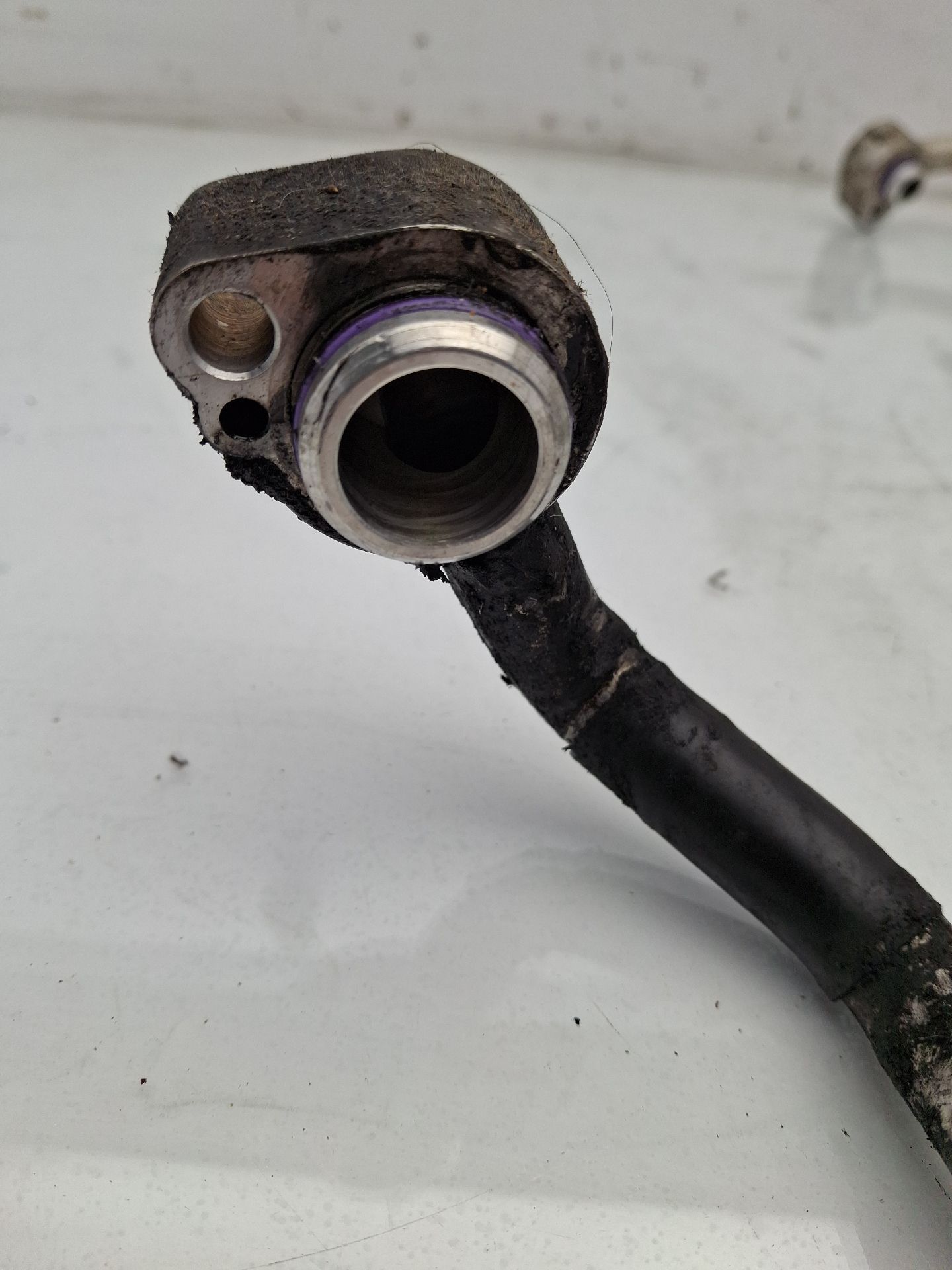 TAPA EXTERIOR COMBUSTIBLE VOLKSWAGEN PASSAT 