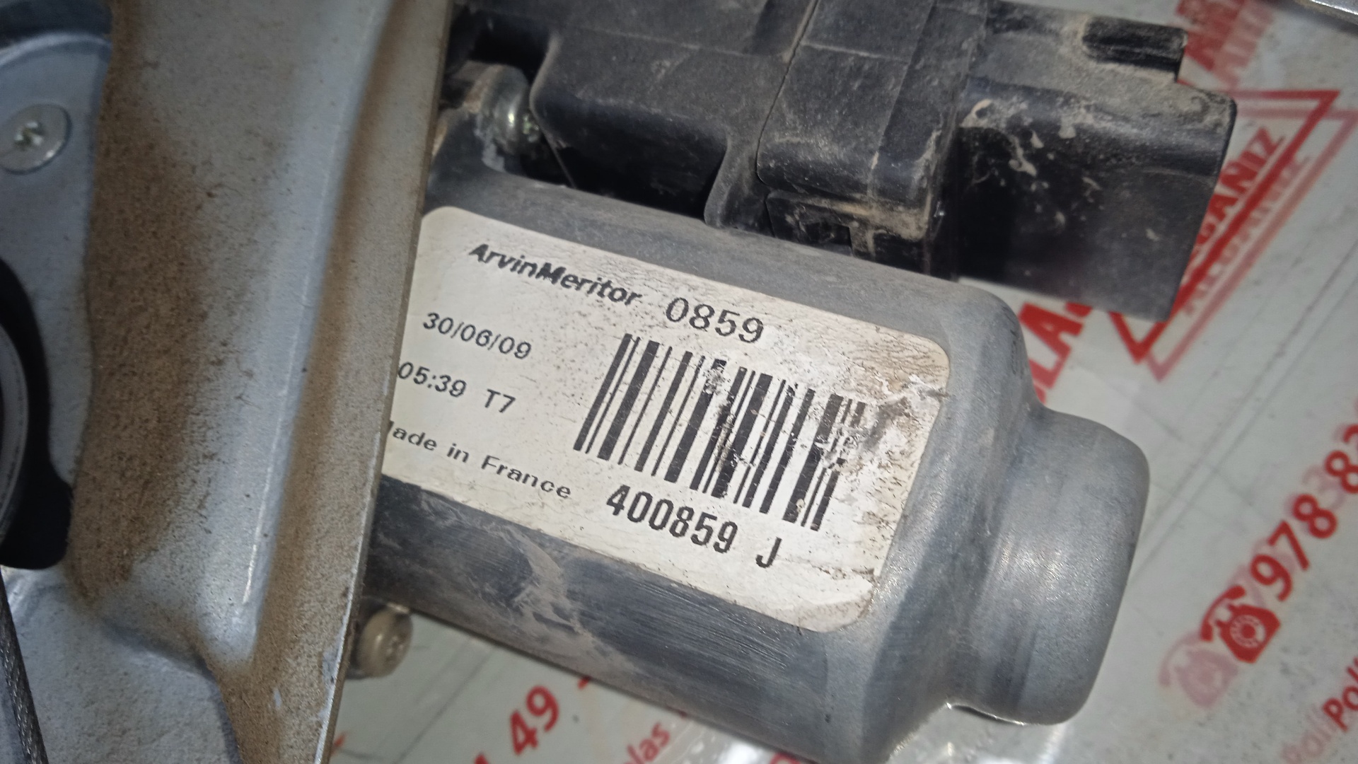 ELEVALUNAS DELANTERO DERECHO RENAULT CLIO K9K T7