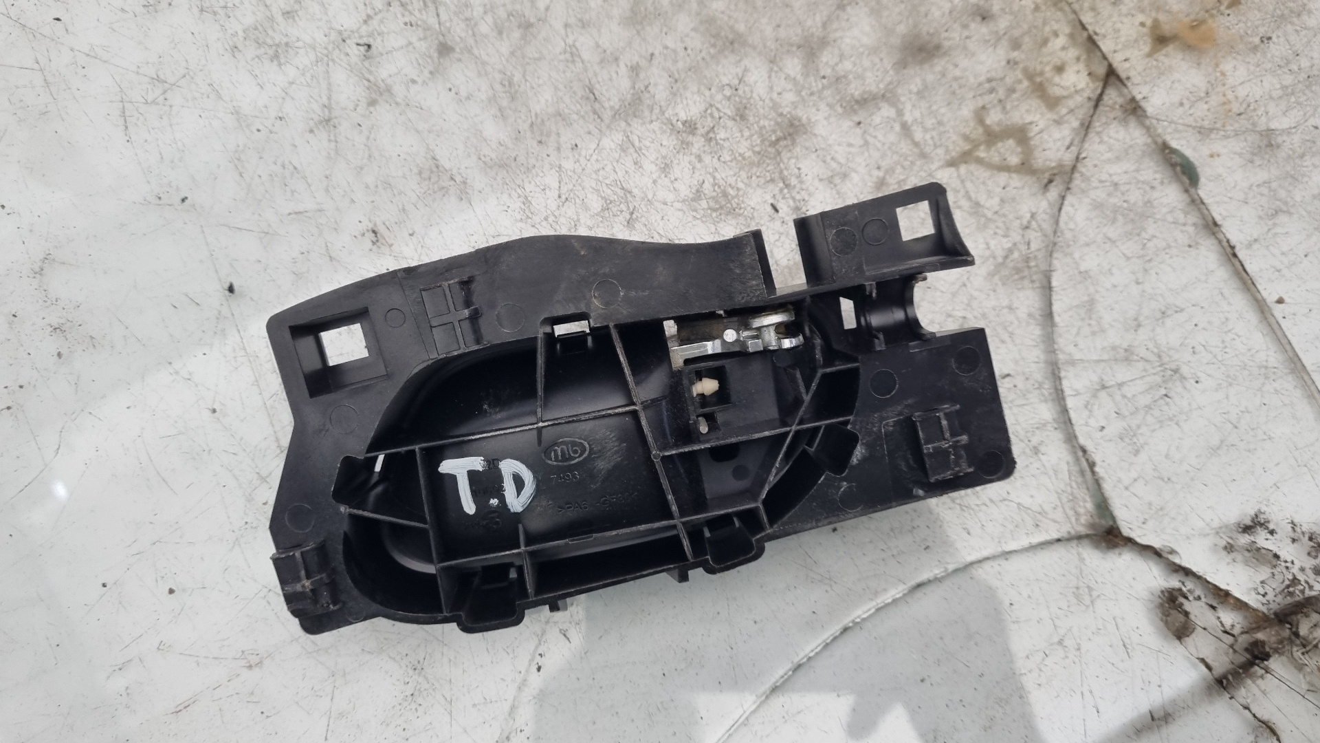 MANETA INT TRAS DCHA CITROEN C4 LIM. 9H06