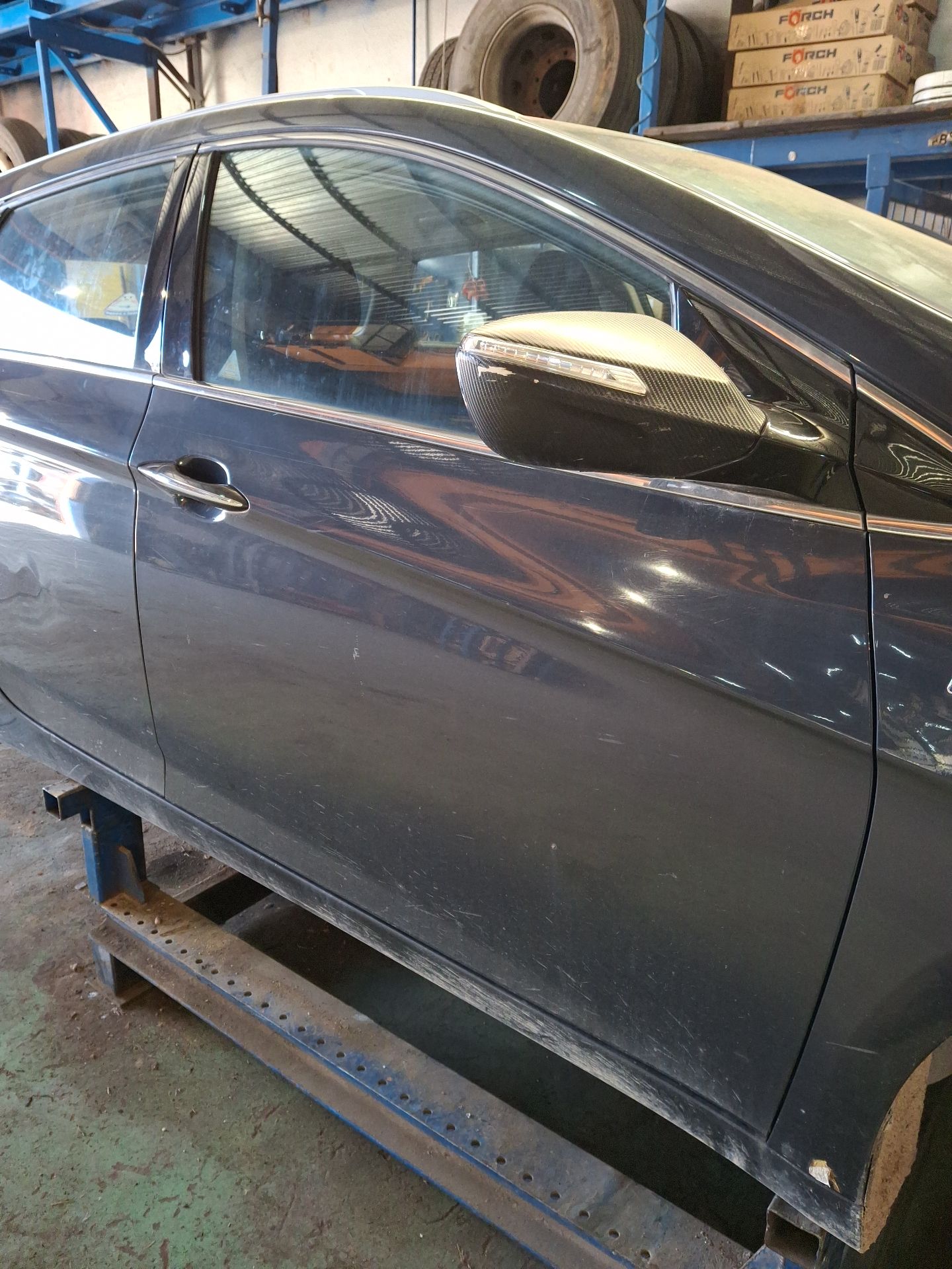 PUERTA DELANTERA DERECHA HYUNDAI i40 