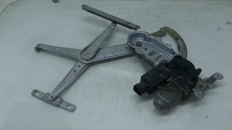 ELEVALUNAS DELANTERO IZQUIERDO OPEL CORSA Y 17 DT