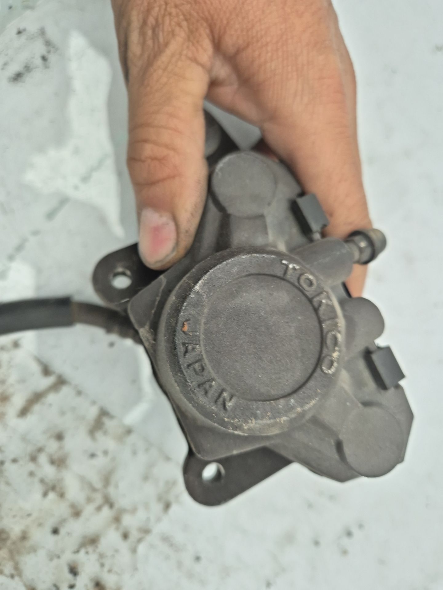 PINZA FRENO TRASERA DERECHA SUZUKI GSX 