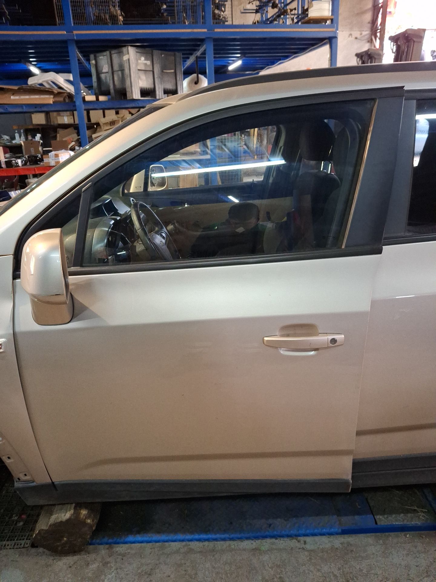 PUERTA TRASERA DERECHA CHEVROLET ORLANDO 