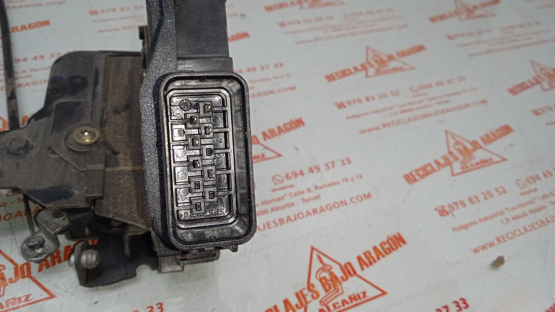 CERRADURA PUERTA DELANTERA DERECHA FORD FOCUS KKDA