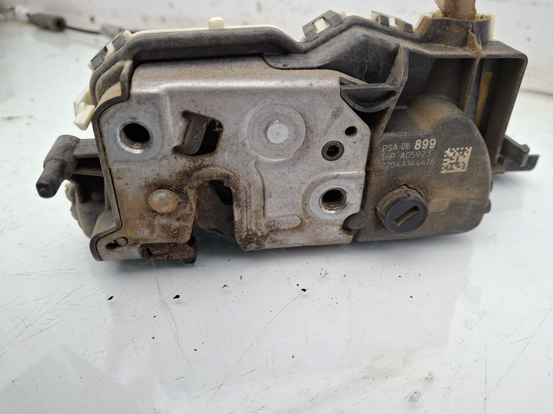 CERRADURA PUERTA DELANTERA DERECHA CITROEN C4 