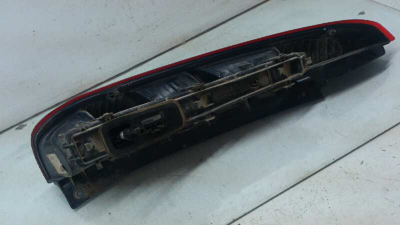 PILOTO TRASERO DERECHO FORD FIESTA FXJB